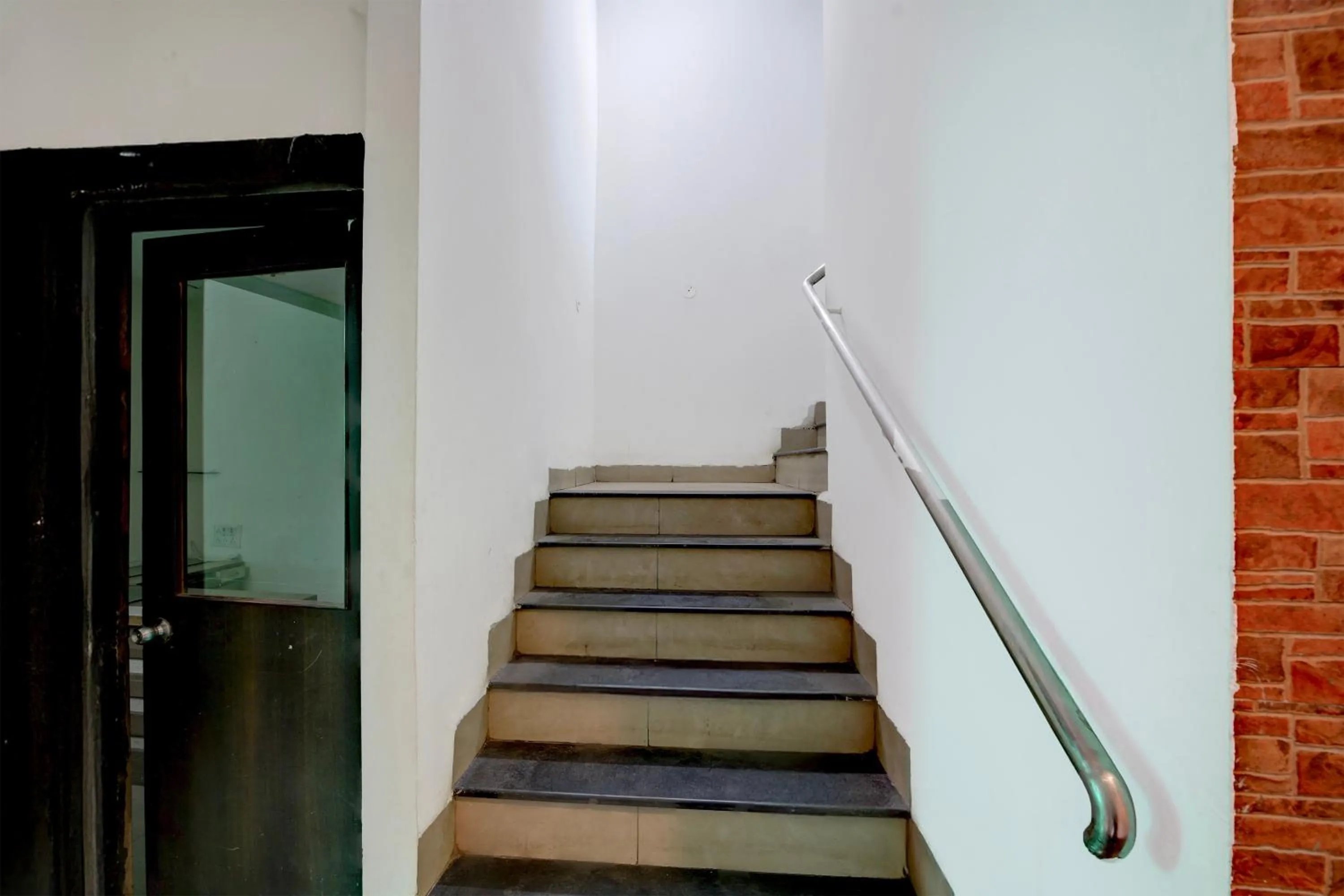 Lobby or reception in Super Collection O Shahpura Lakeview Formerly Hotel Royal Villa