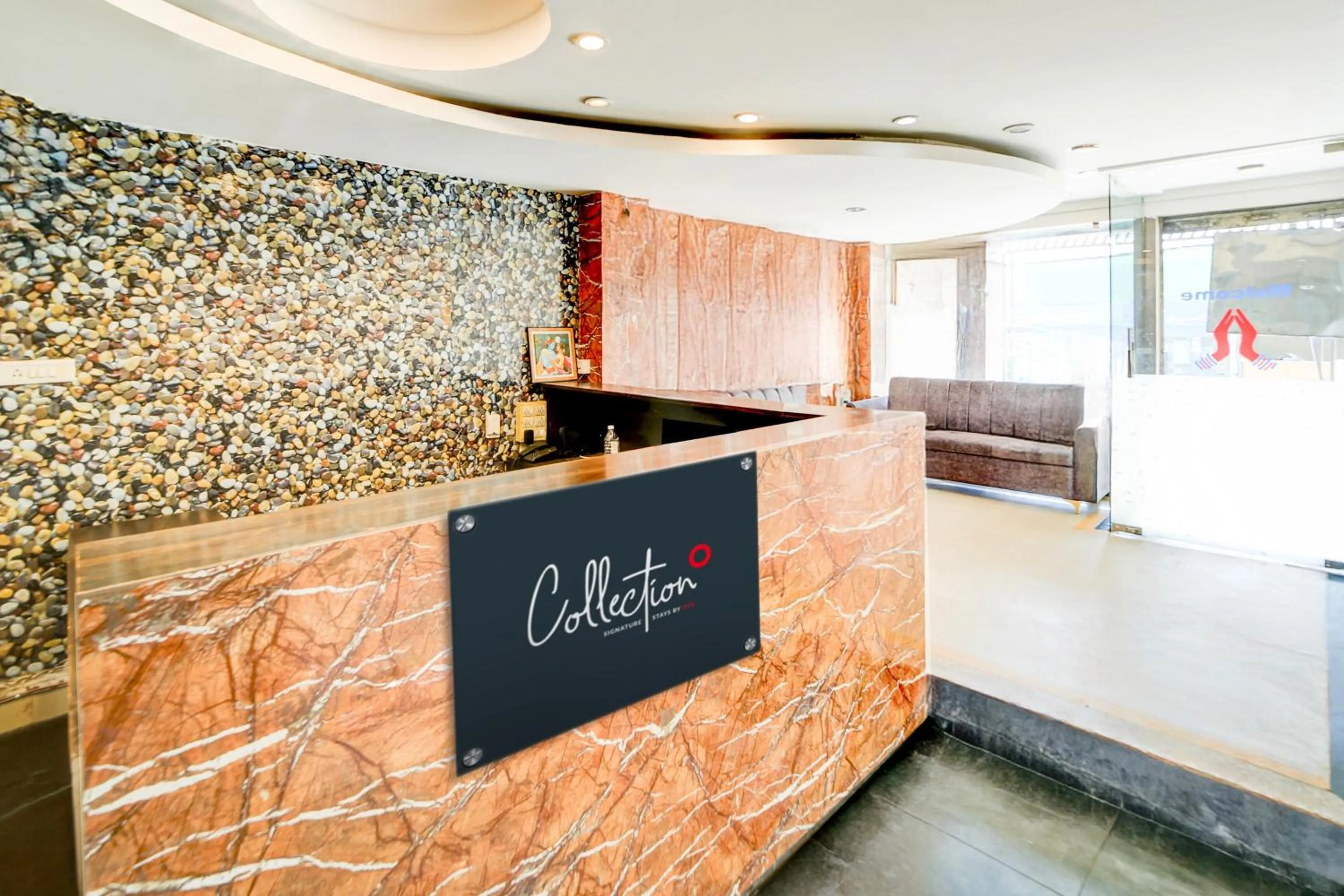 Lobby or reception in Collection O Shahpura Lakeview Formerly Hotel Royal Villa