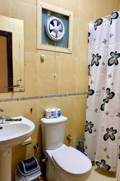 Toilet in Lucky palace Dahab