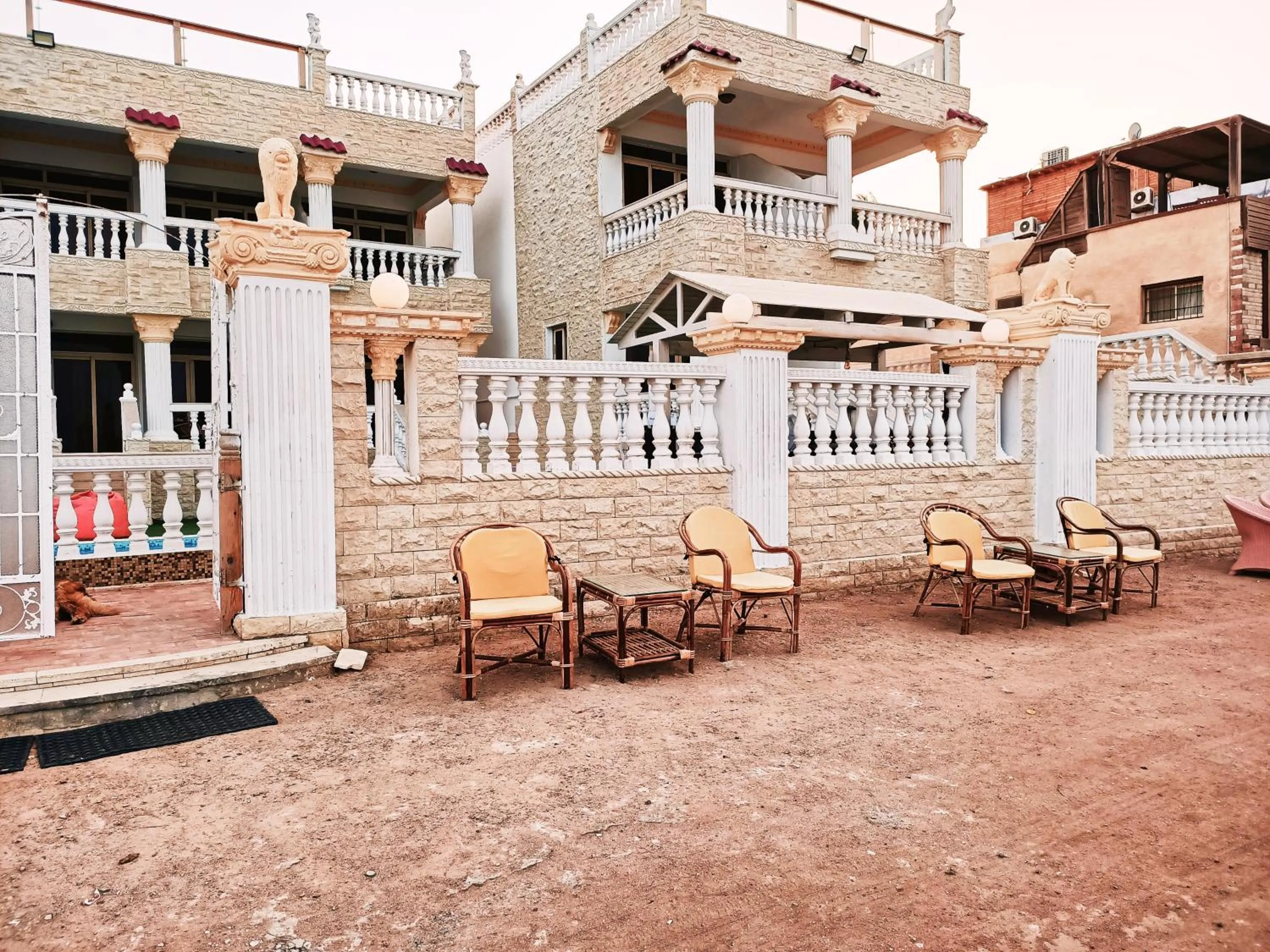 Day in Lucky palace Dahab