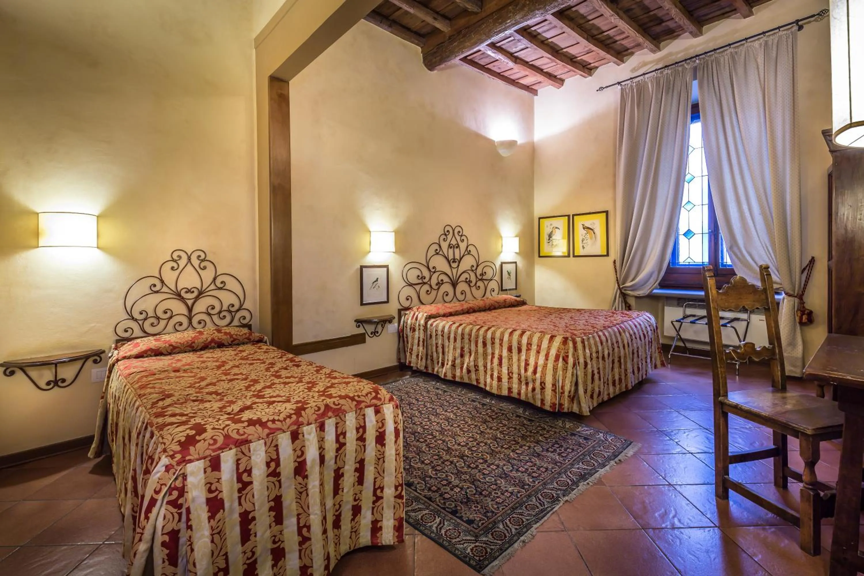 Bedroom, Bed in Hotel Mario's