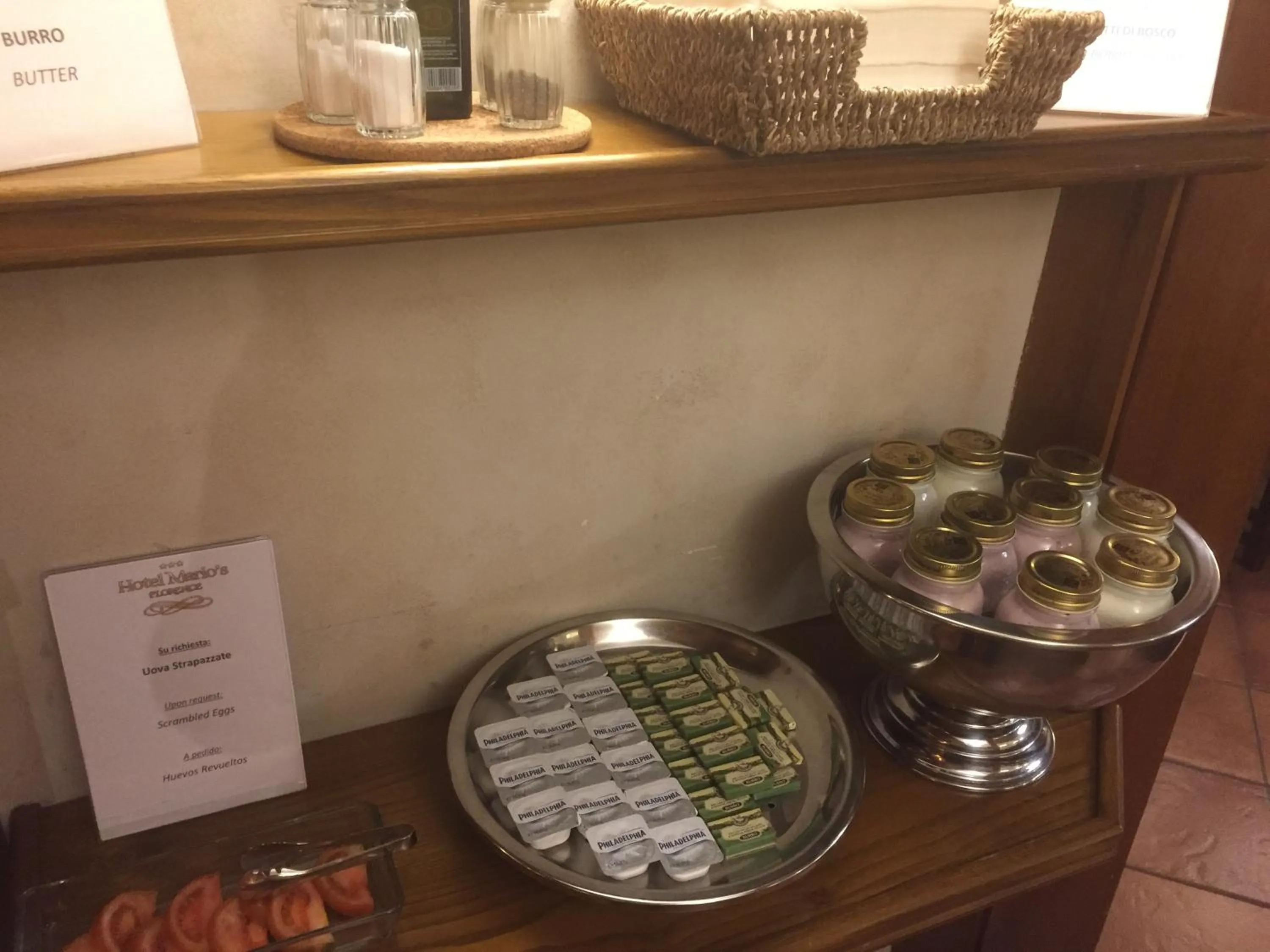 Continental breakfast in Hotel Mario's