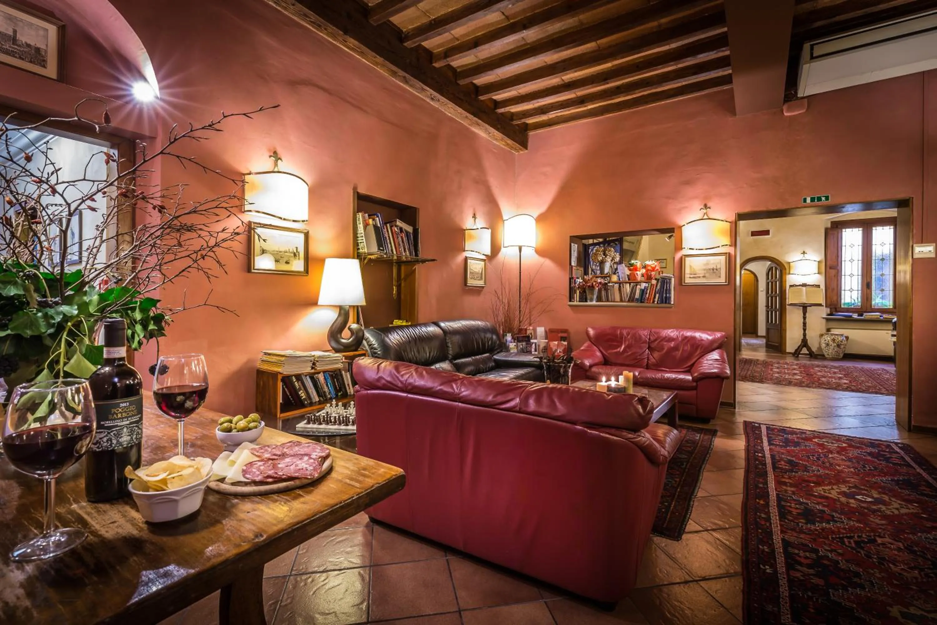 Lounge or bar in Hotel Mario's