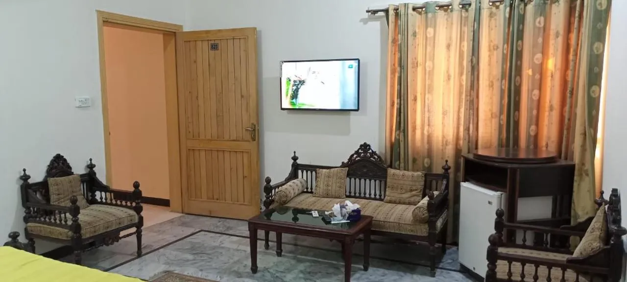 TV and multimedia in Luxury Palace Peshawar