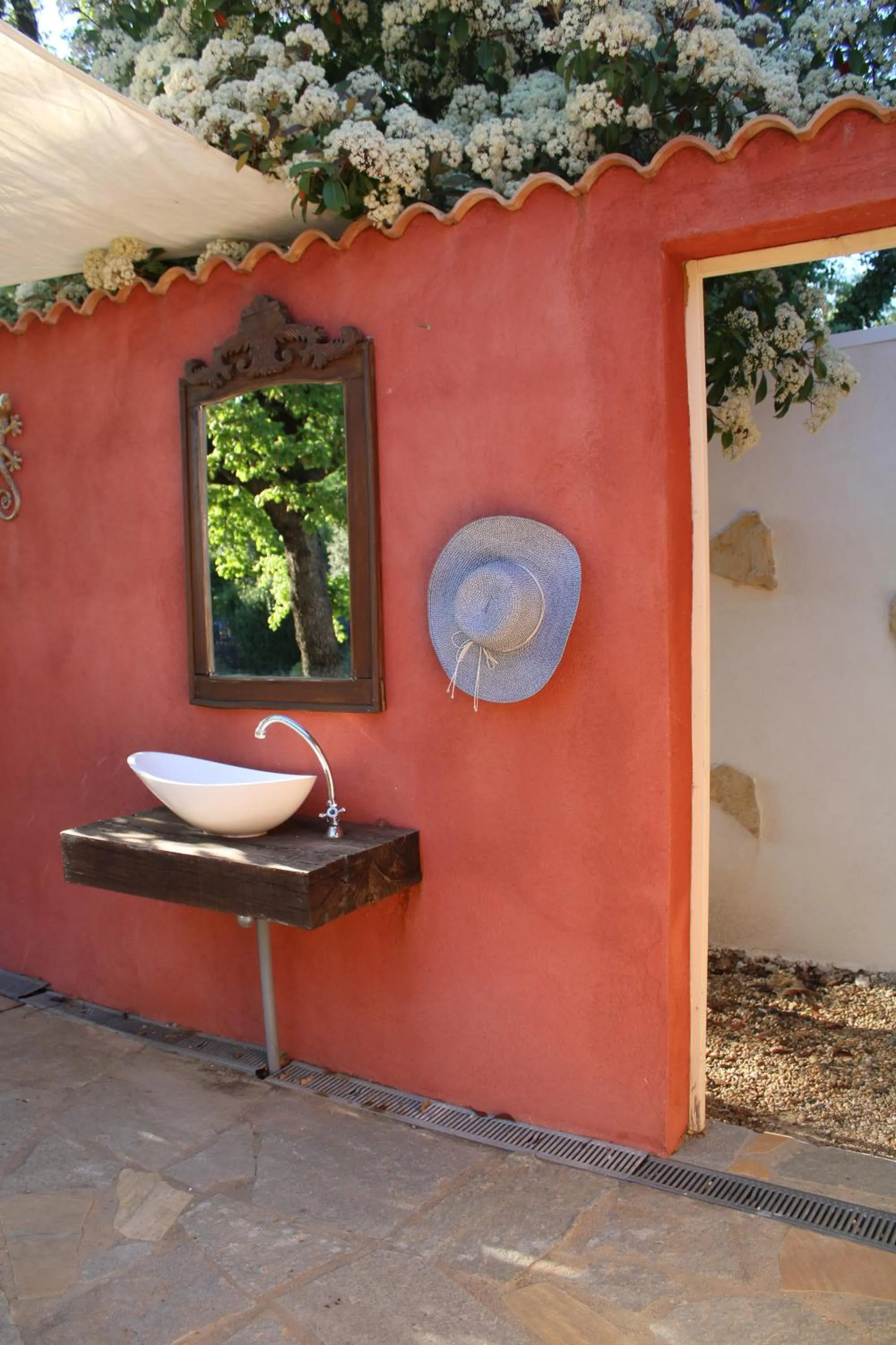 Garden in Les Secrets du Défends