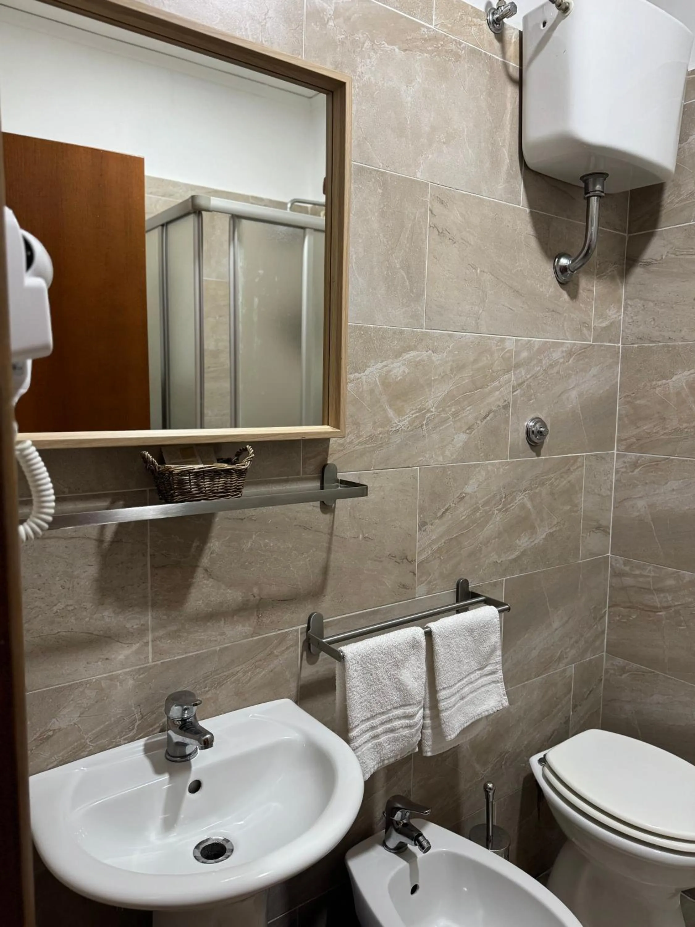 Bathroom in Hotel Federico II