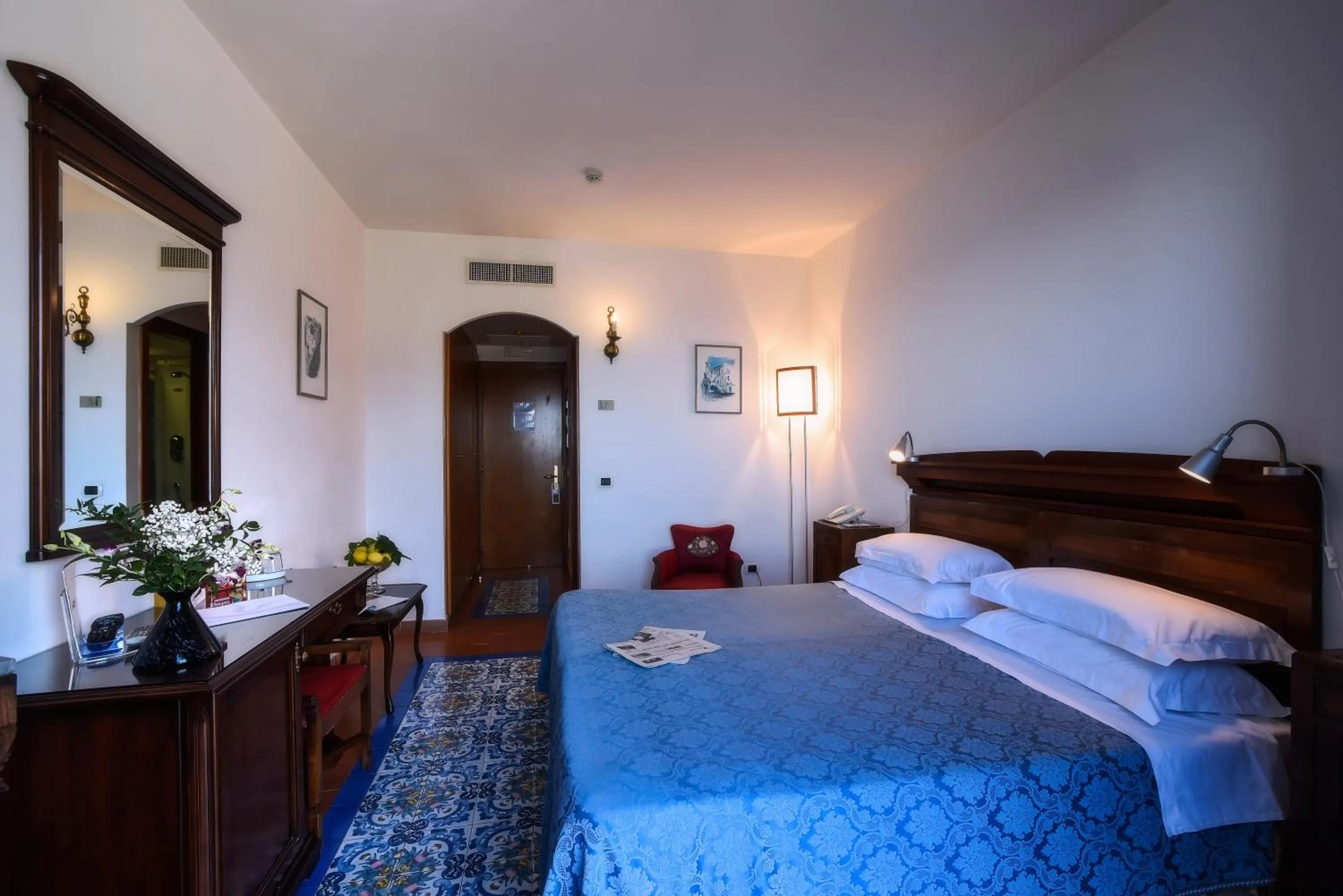 Bedroom, Bed in Hotel Graal