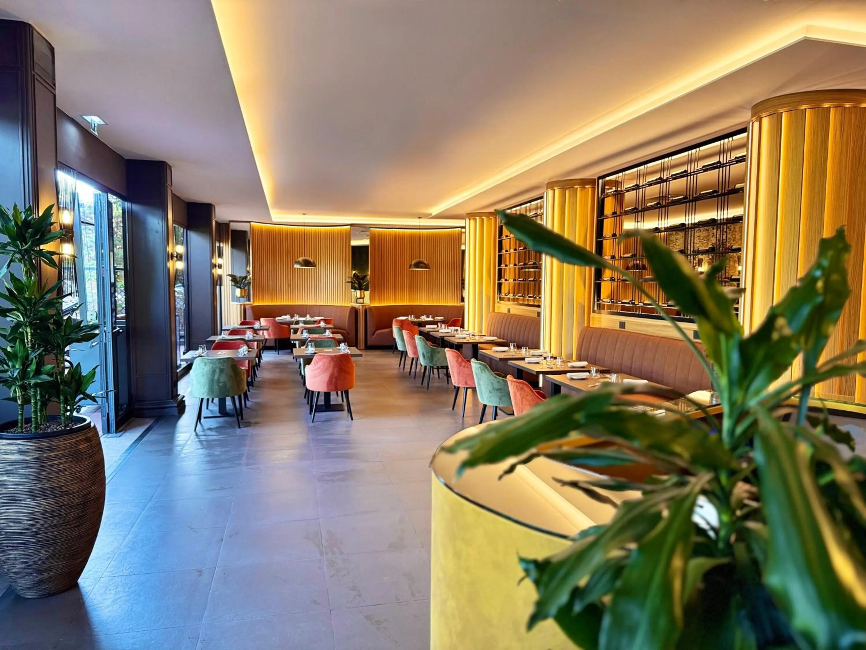 Restaurant/places to eat in Crowne Plaza Rome St. Peter's by IHG