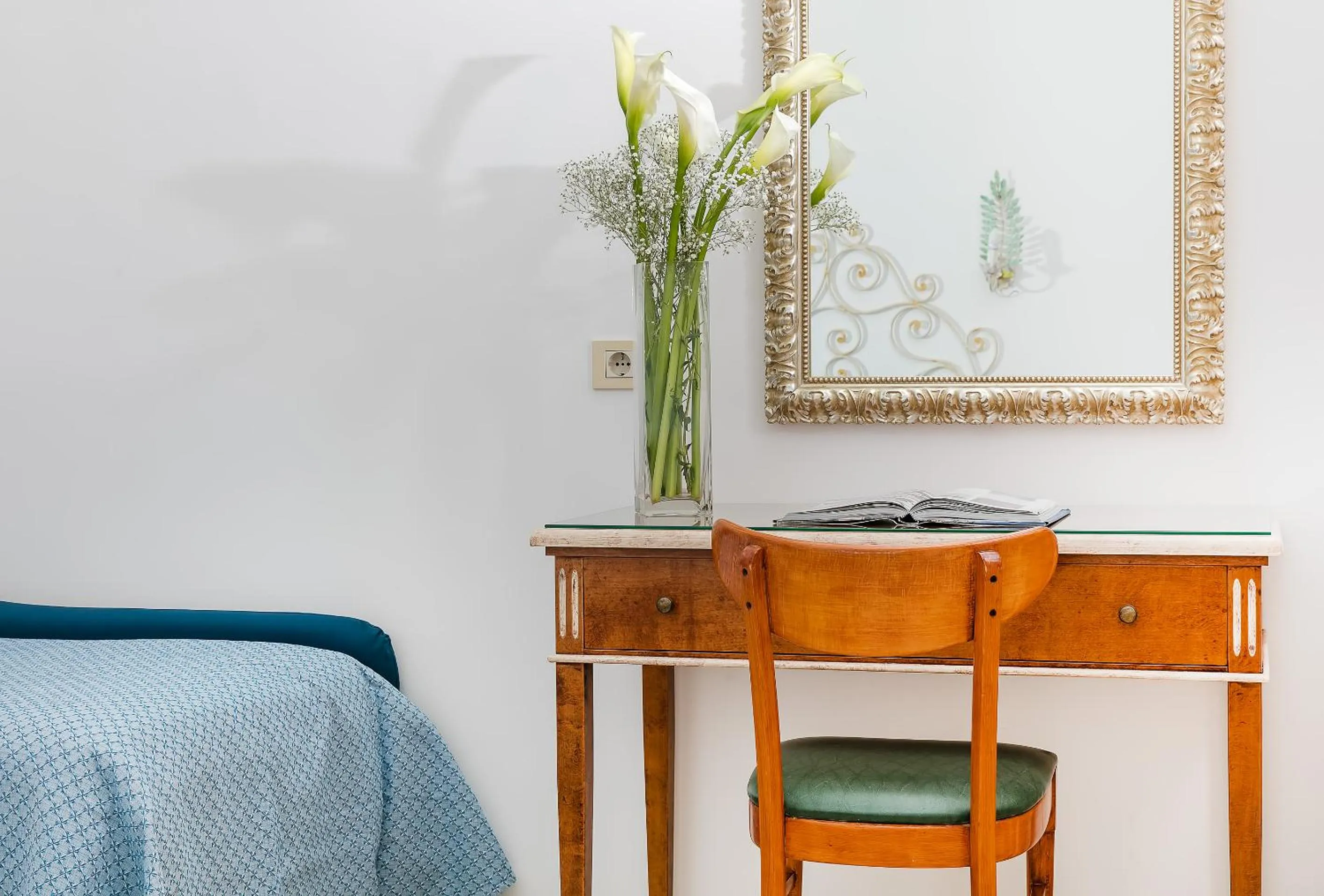 Decorative detail in Hotel Pupetto