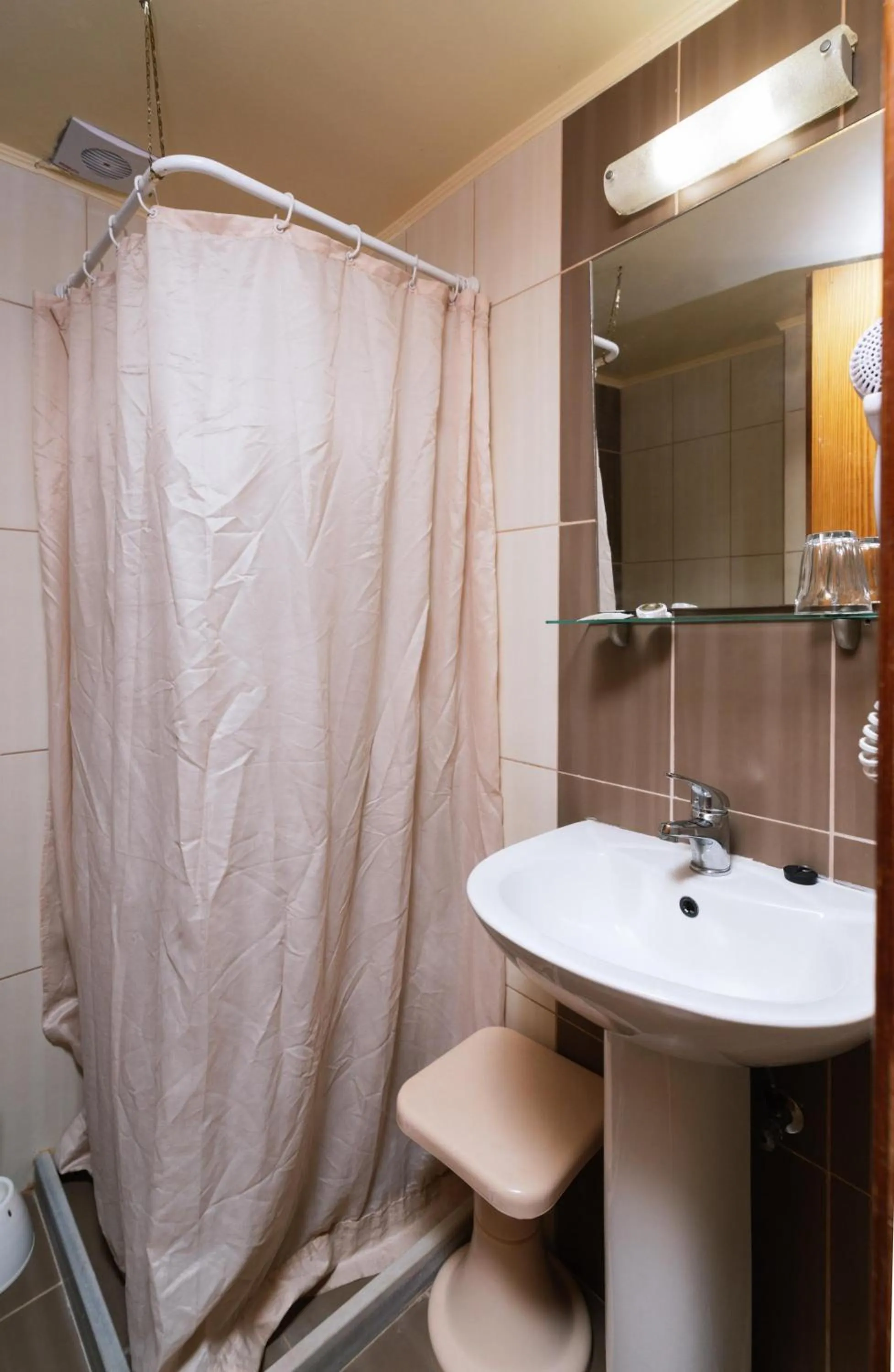 Bathroom in Elea Terra Hotel