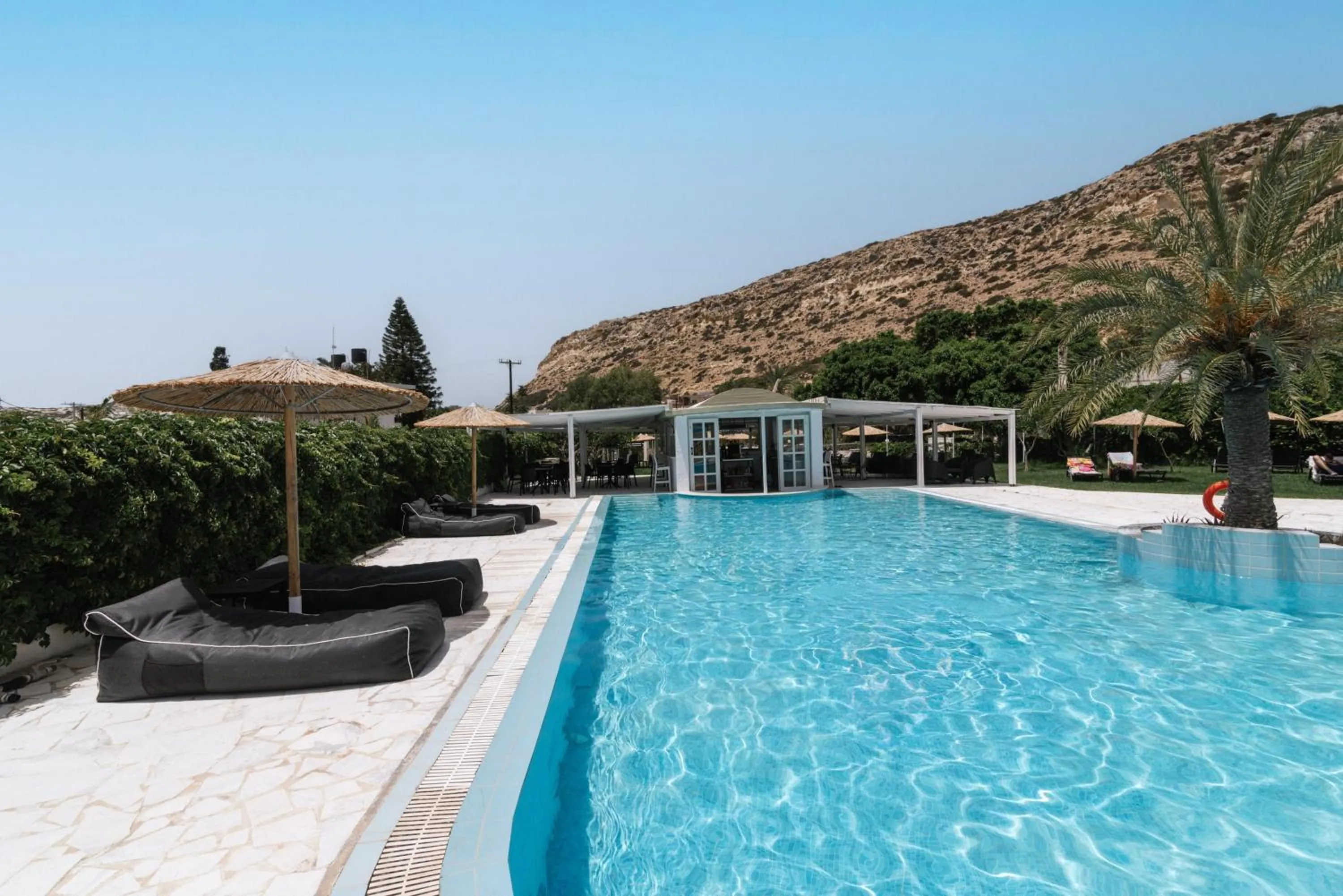 Swimming pool in Elea Terra Hotel