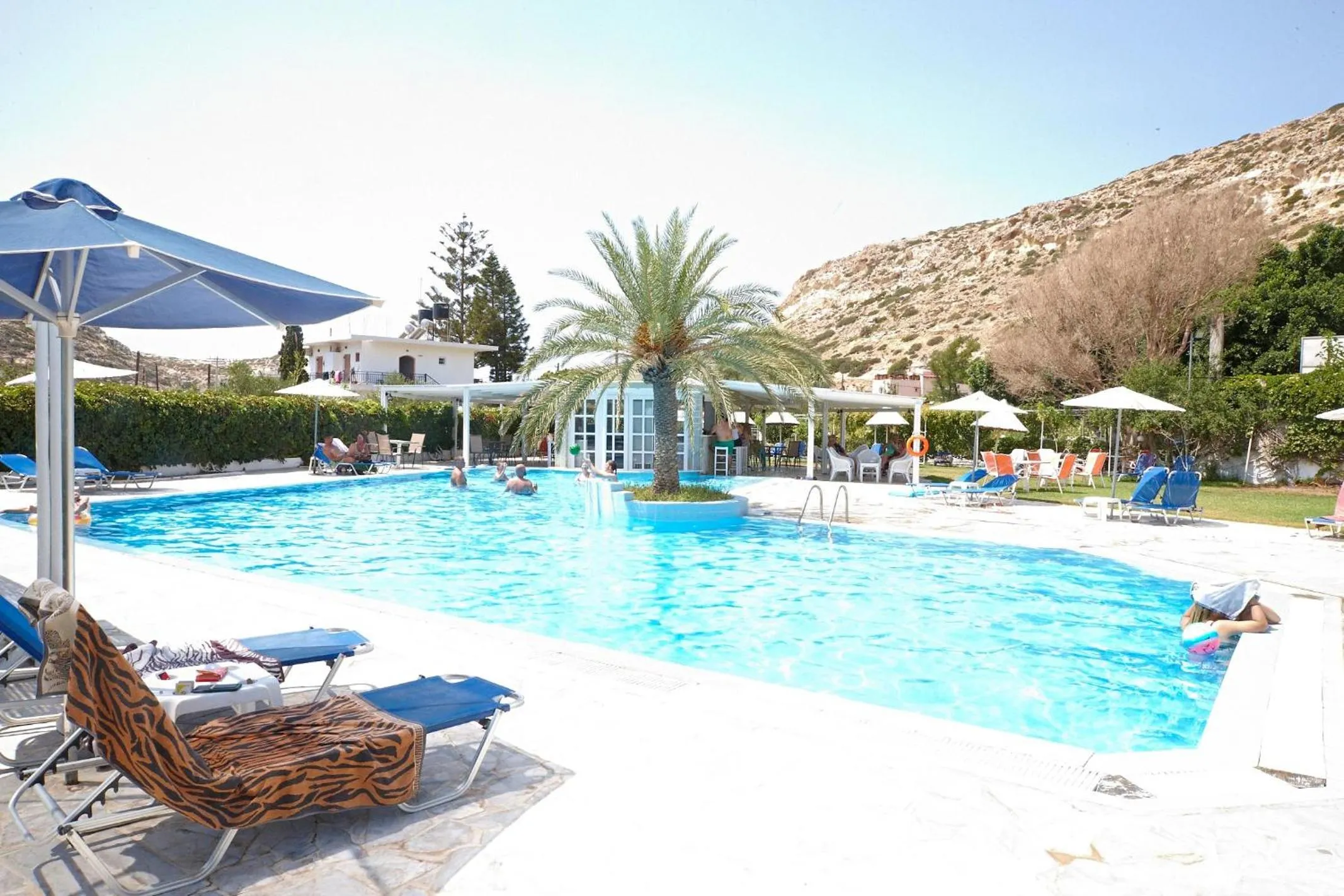 Swimming pool in Elea Terra Hotel