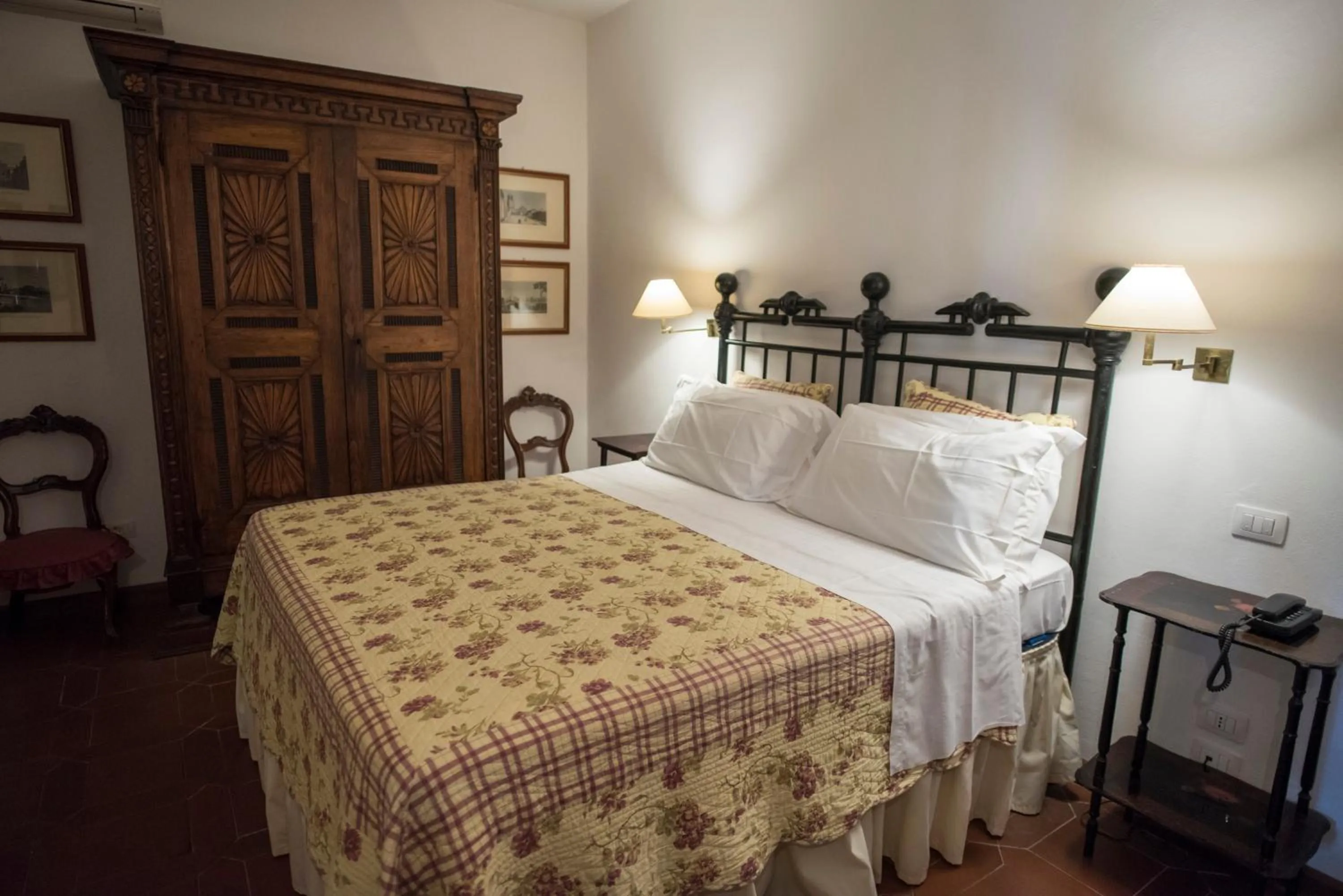 Bed in Hotel Lucrezia