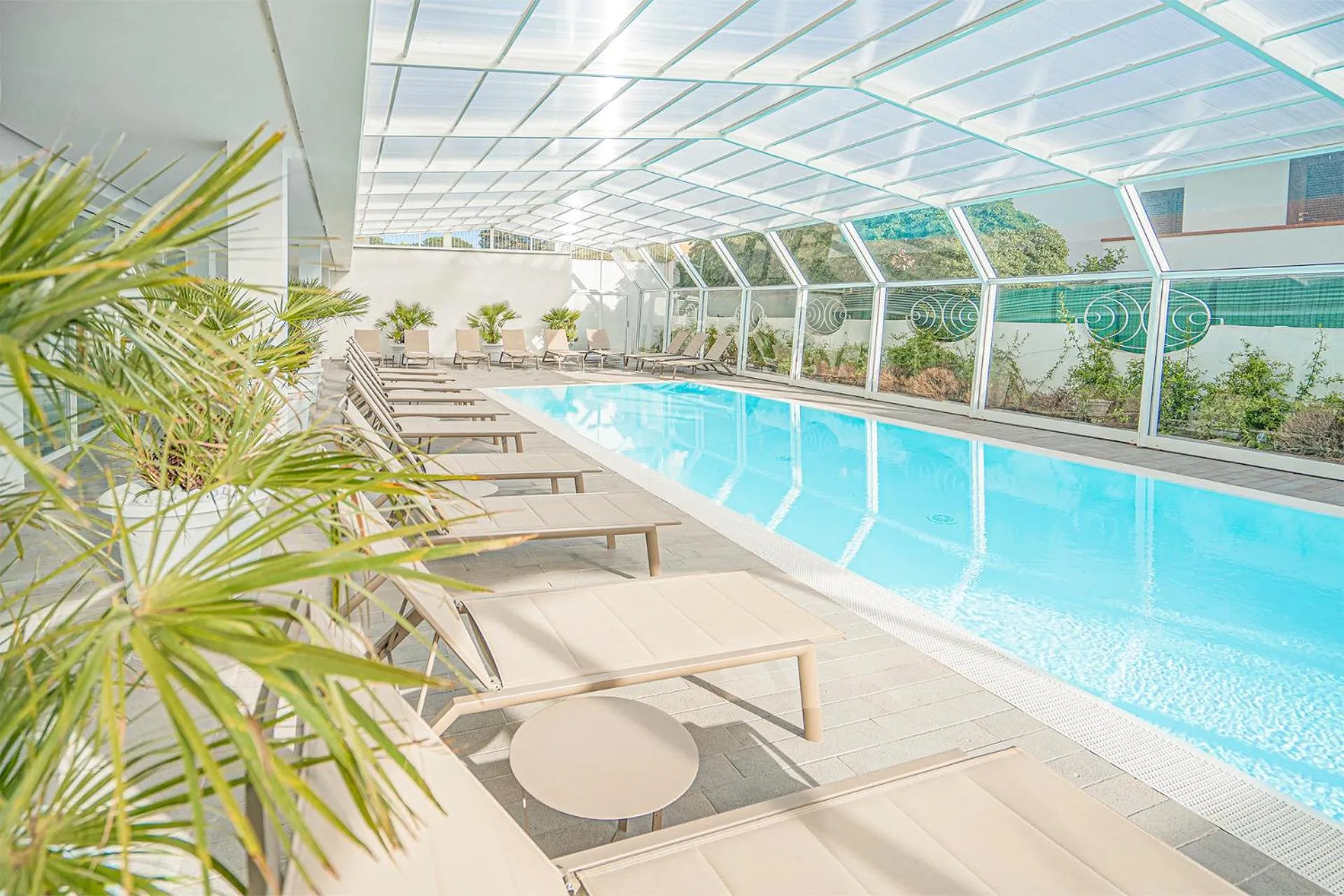 Swimming pool in Felix Hotels - Hotel Felix Olbia