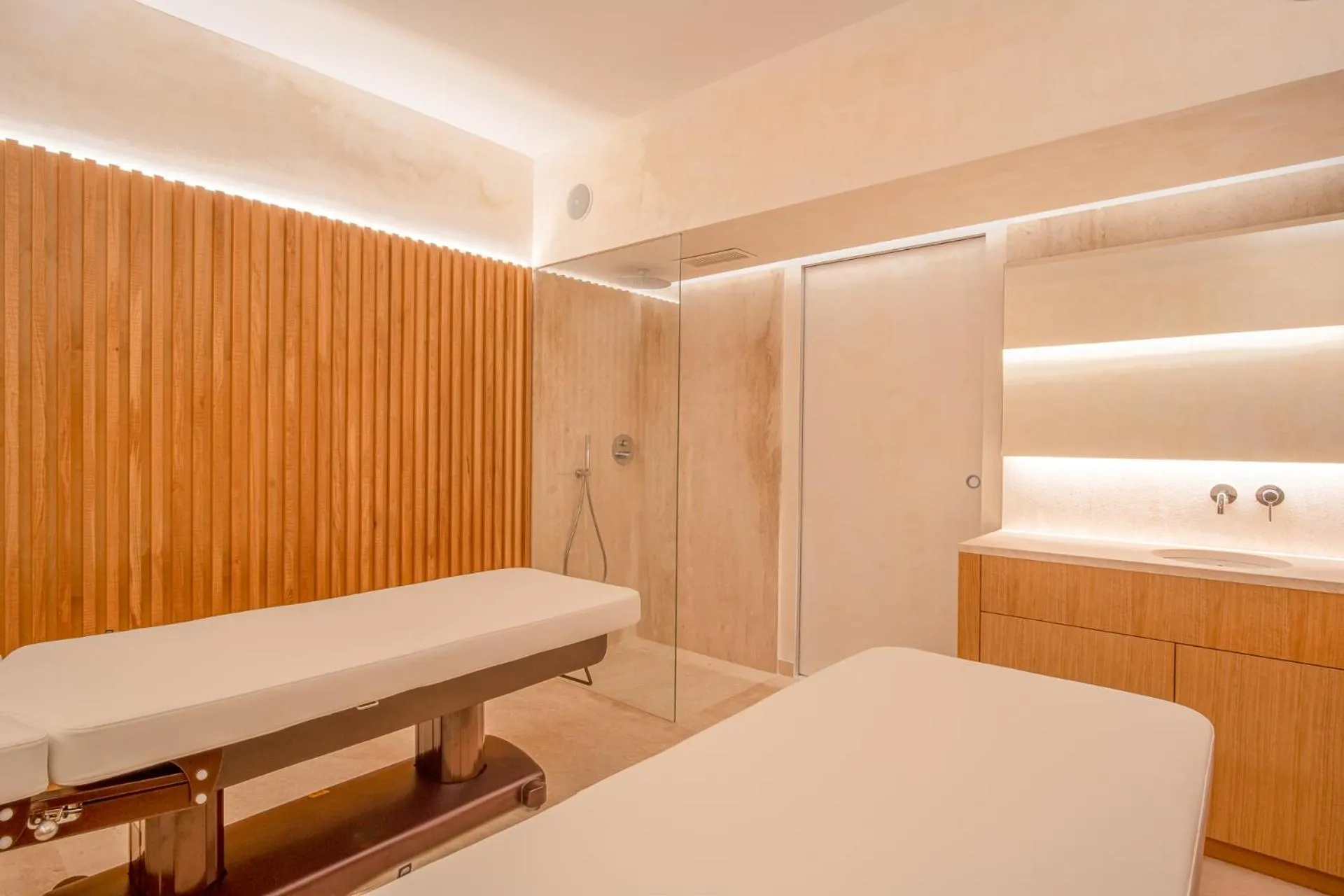 Massage in Felix Hotels - Hotel Felix Olbia