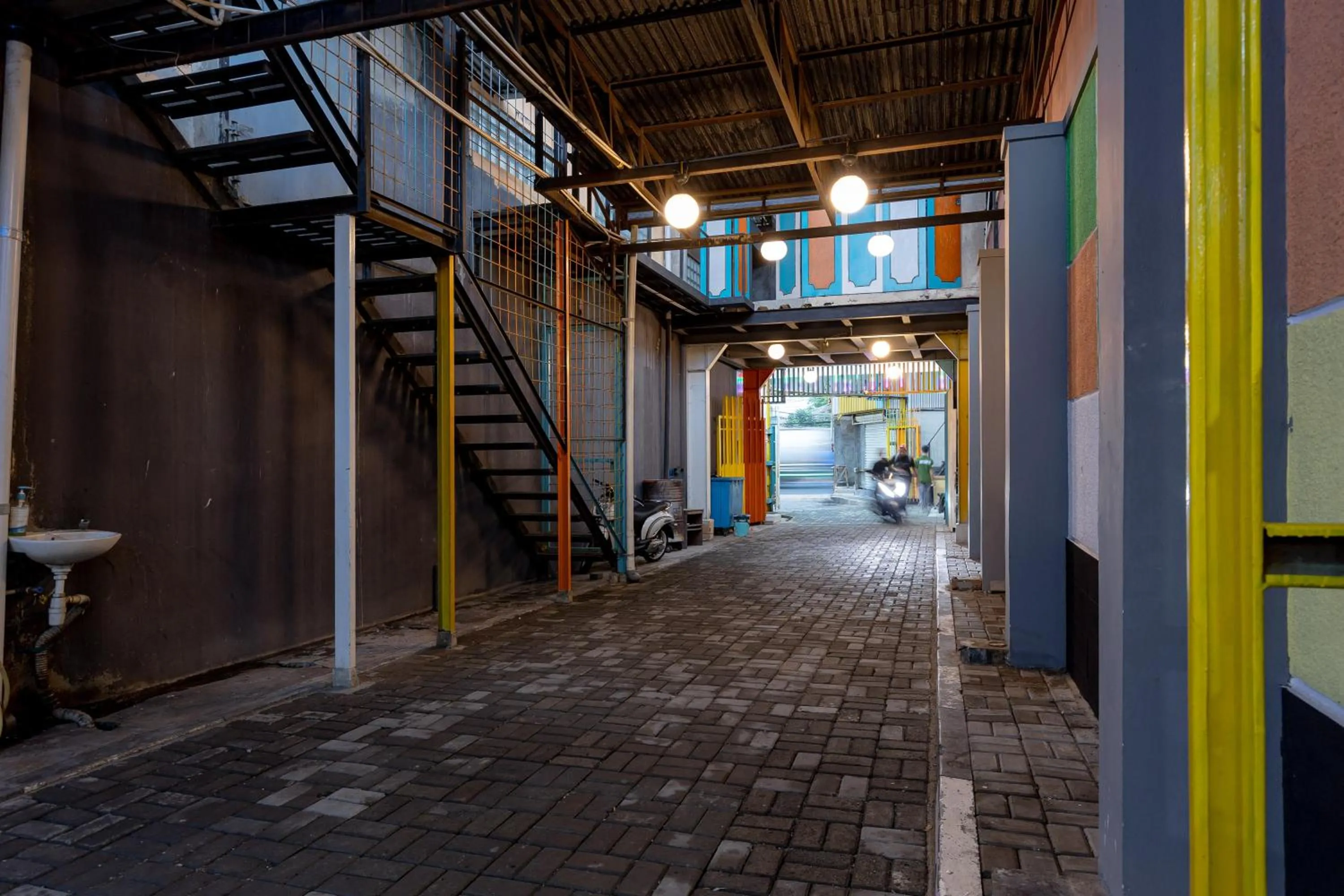 Other in Sans Hotel Rumah Kita Daan Mogot by RedDoorz