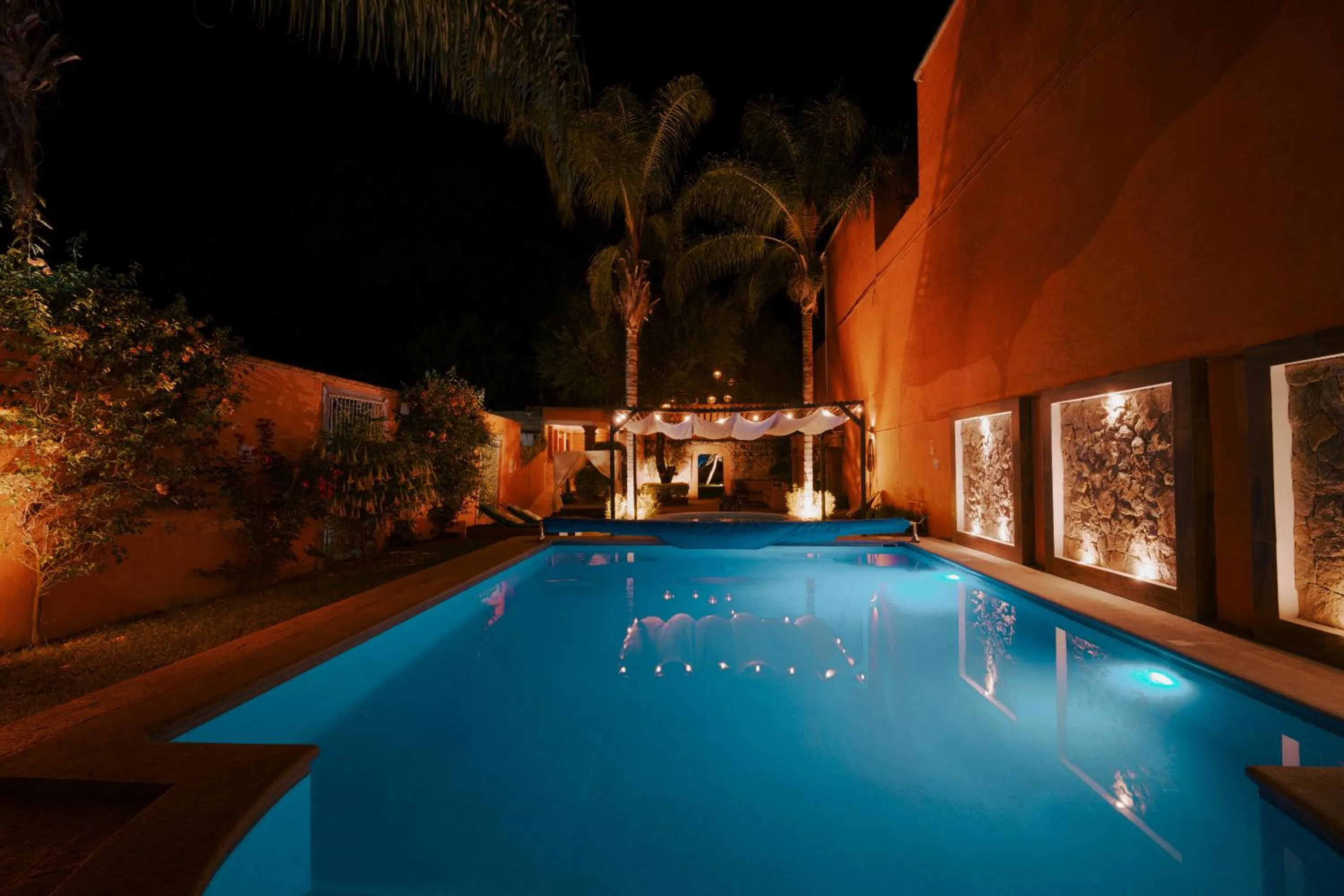 Suites Paraiso Tequis