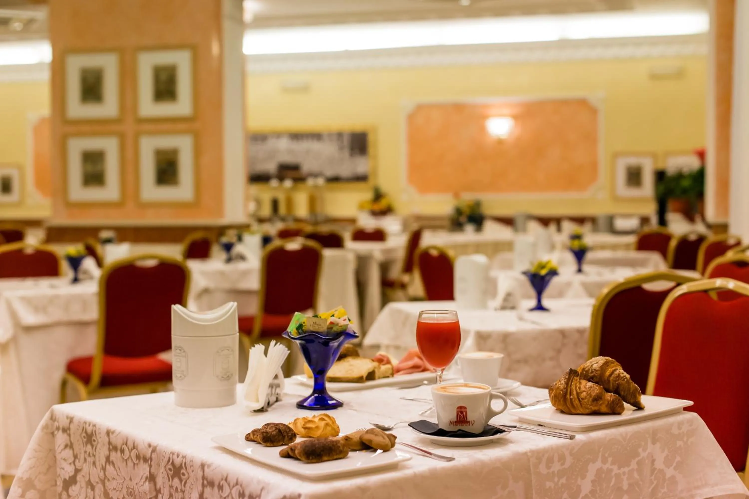 Breakfast in Mariano IV Palace Hotel