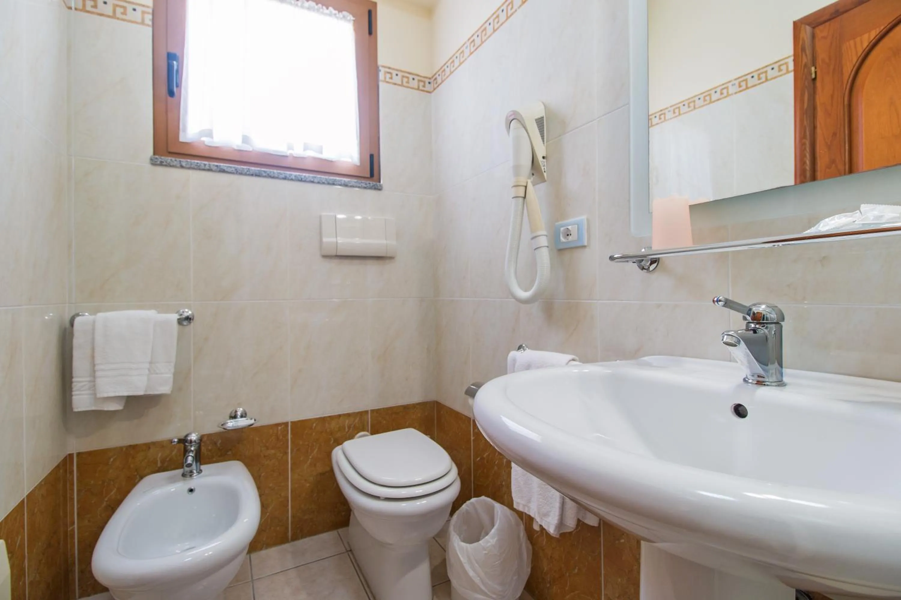 Bathroom in Hotel San Francisco