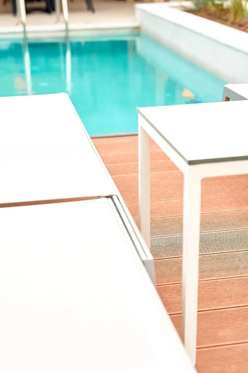 Swimming pool in Celine's Rose