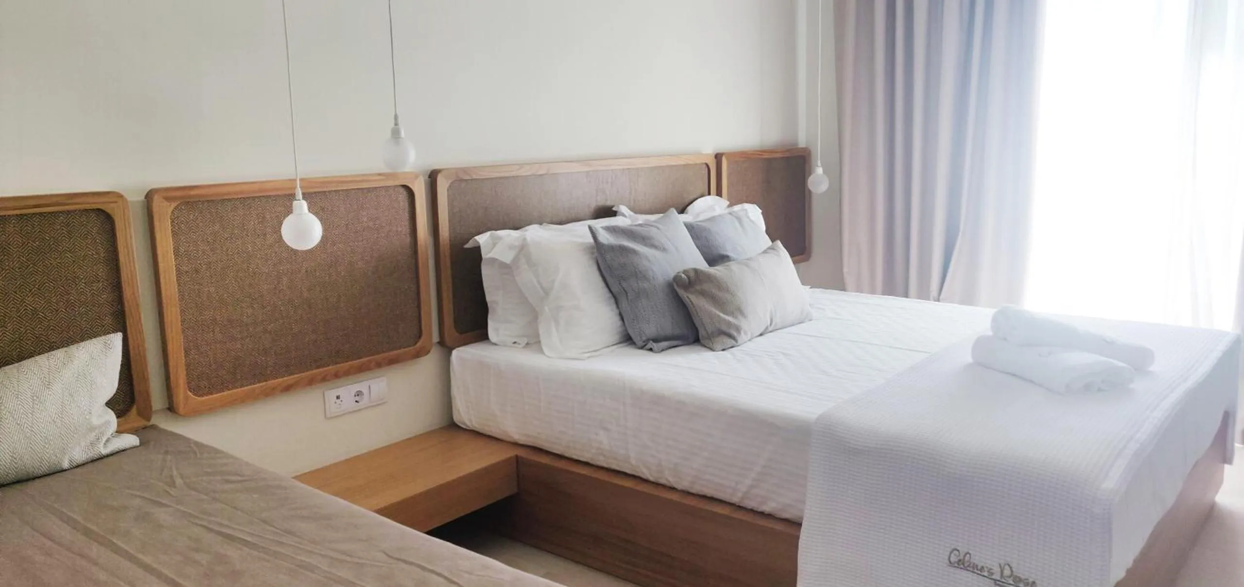 Bed in Celine's Rose