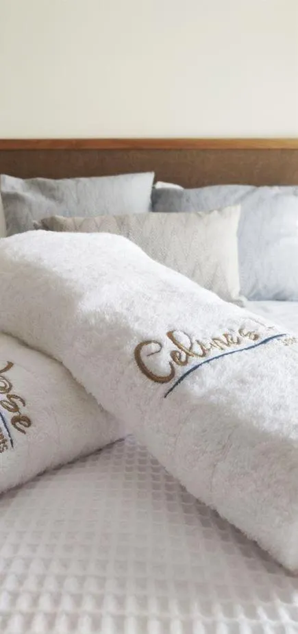 Bed in Celine's Rose