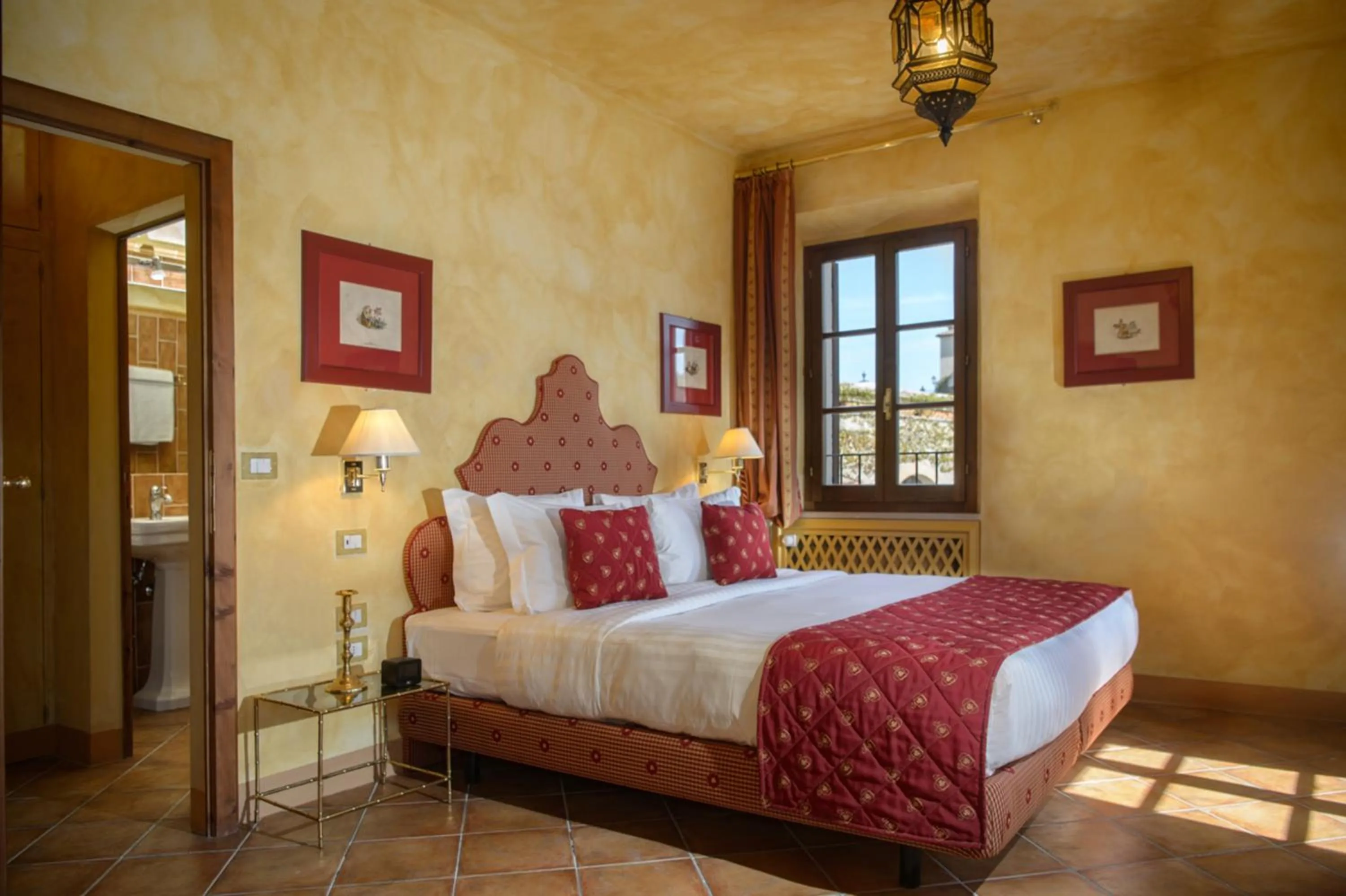 Bedroom in La Bagnaia Golf Resort