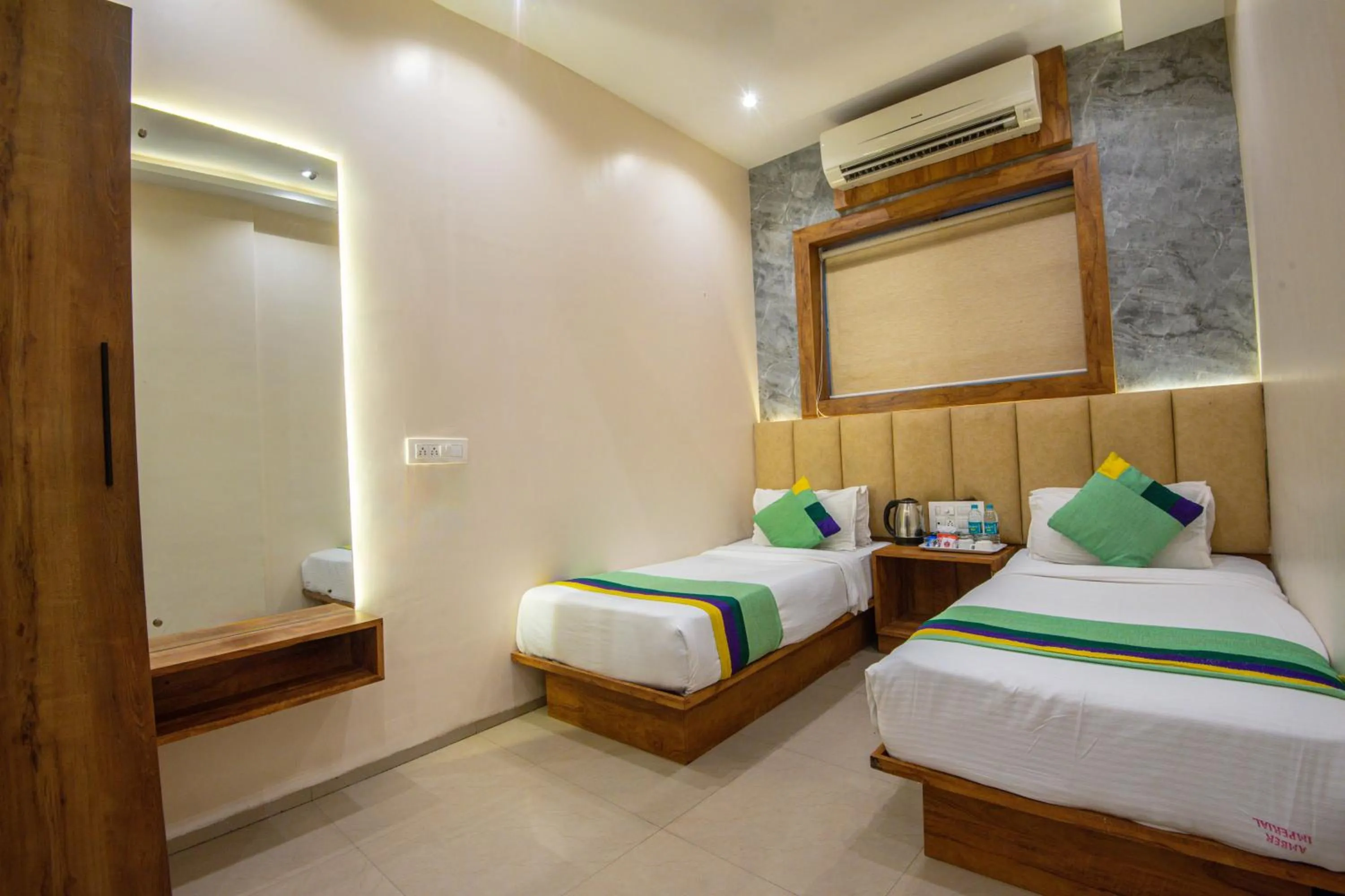 Bedroom, Bed in Treebo Amber Imperial