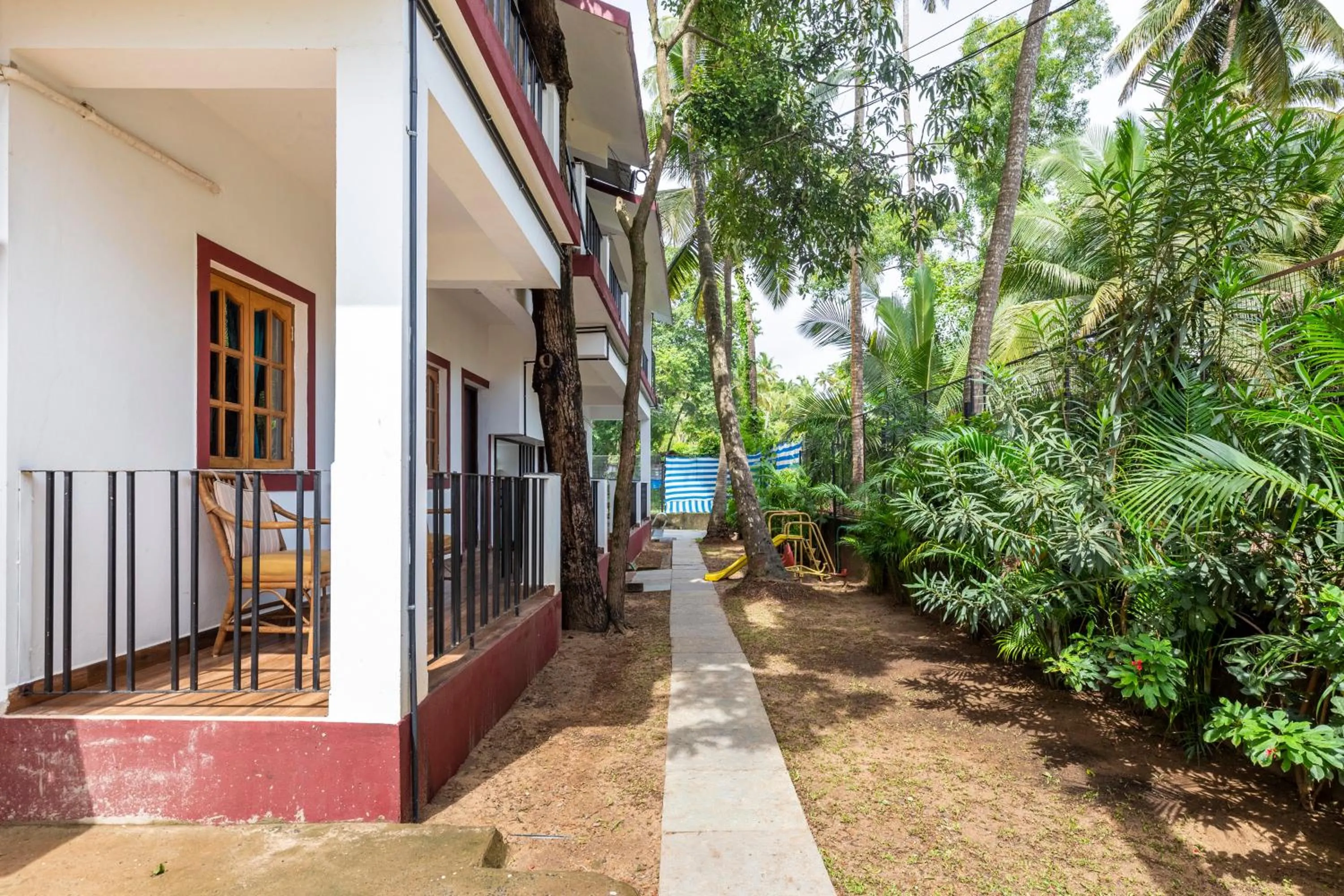Facade/entrance in Casa De Mor Villa with Pool