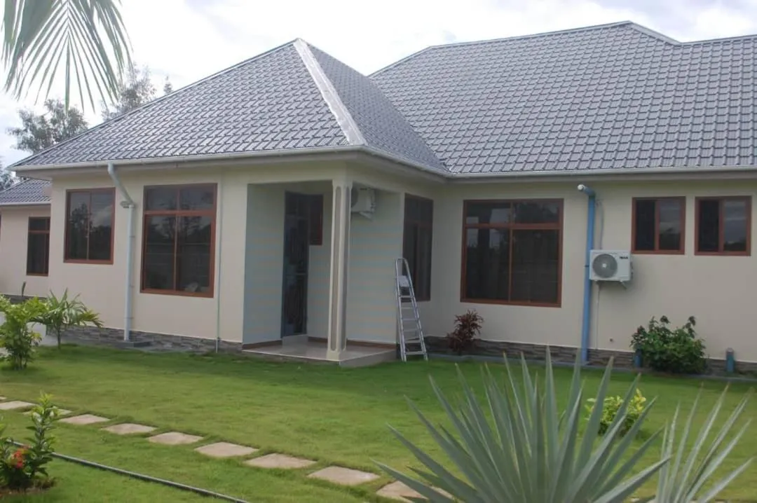 Property building in Joleen Safari Park