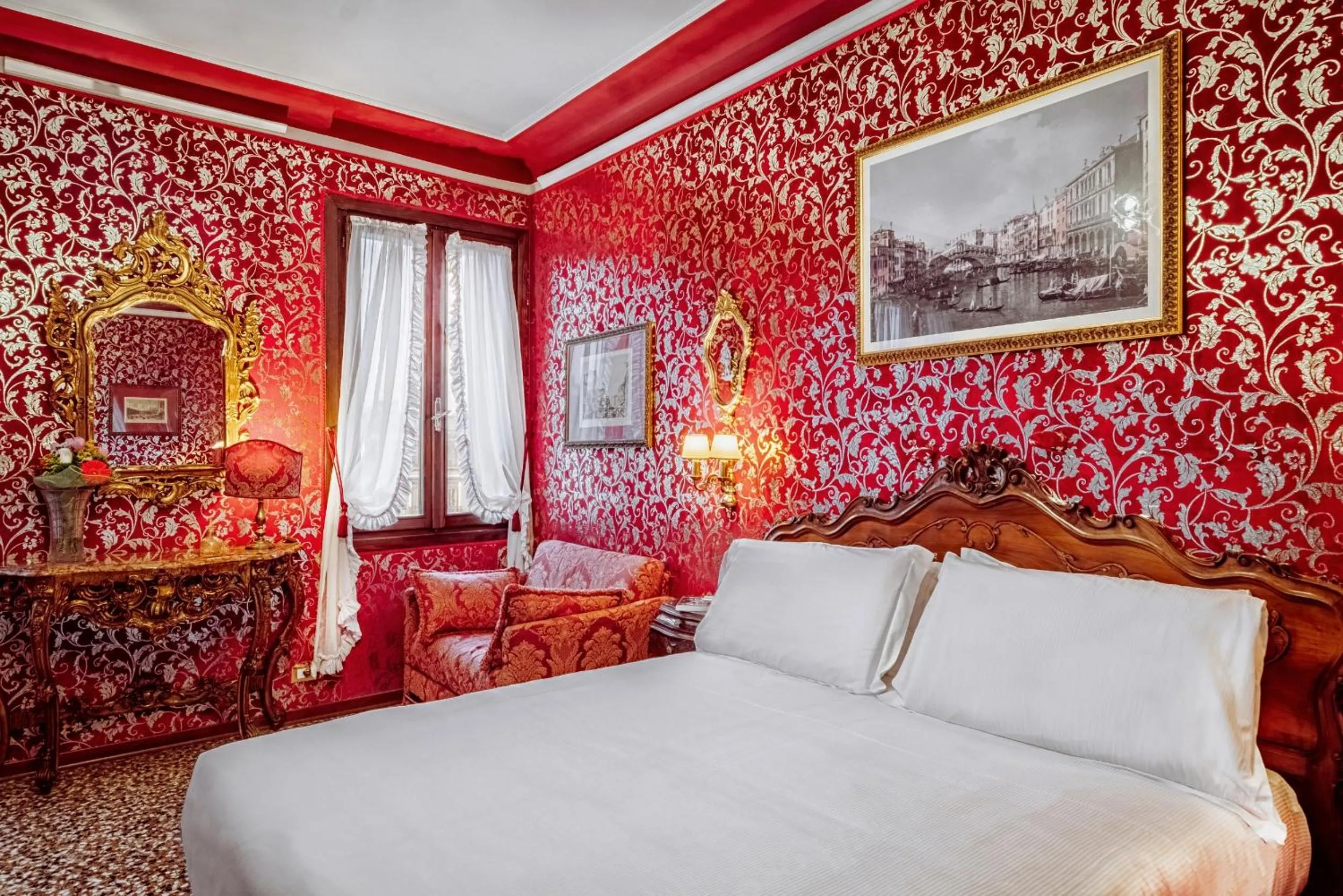 Bed in Antica Locanda Sturion Residenza d'Epoca