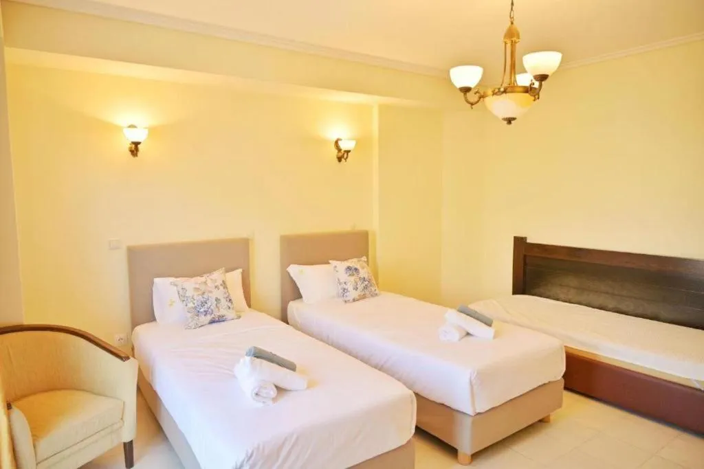 New Times Home & Hotels Near Metro Station Athens Center