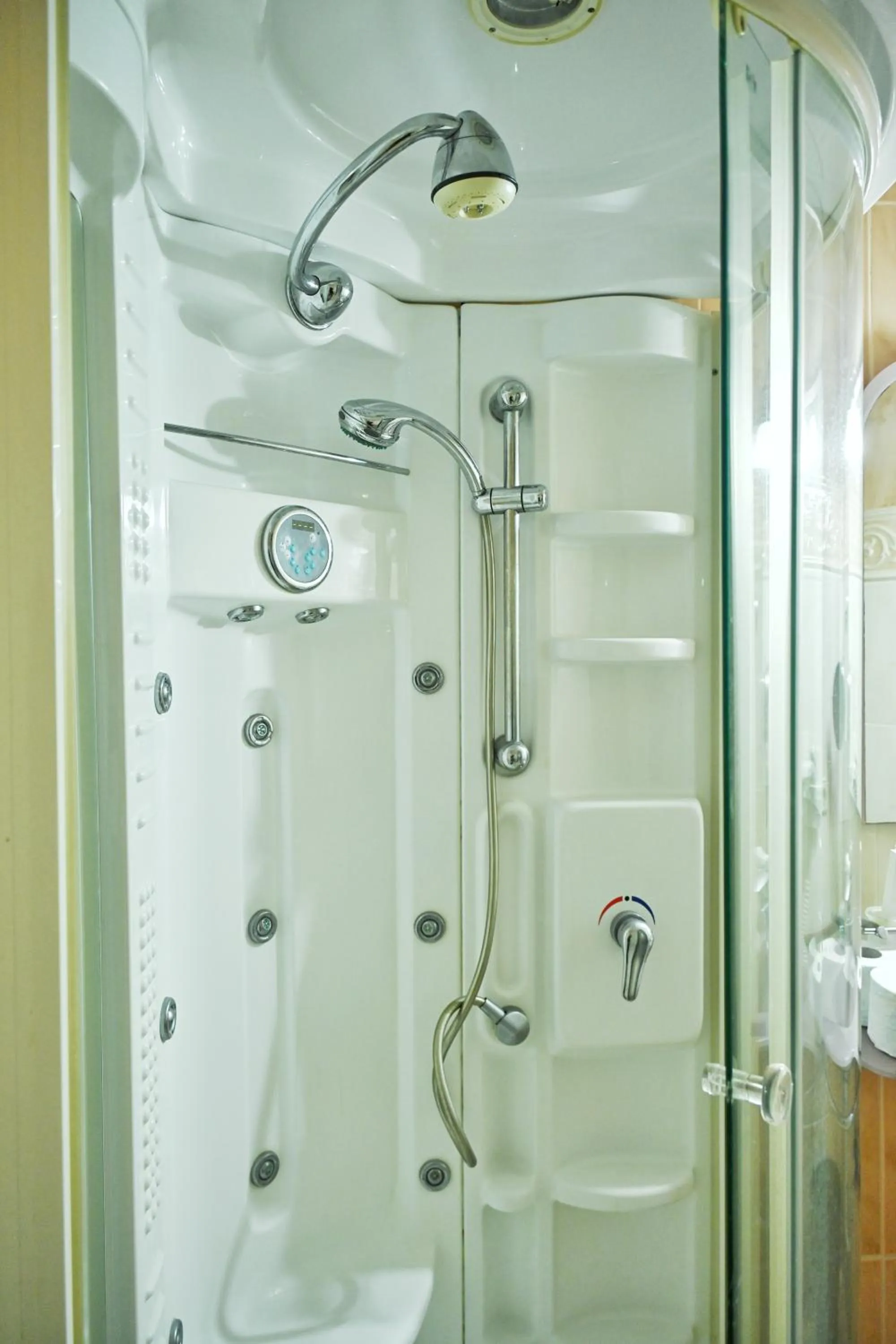 Bathroom in New Times Home & Hotels Near Metro Station Athens Center