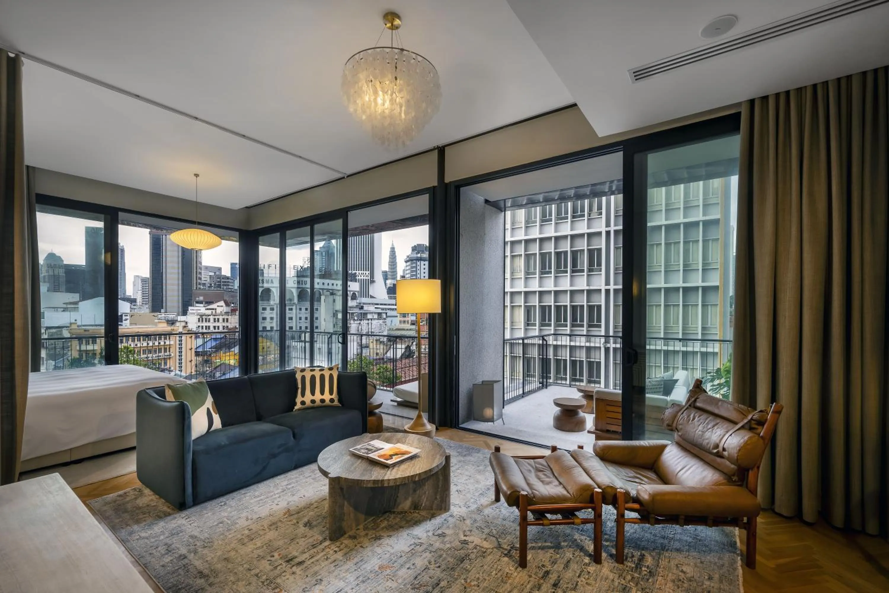 View (from property/room), Bed in Else Kuala Lumpur, a member of Design Hotels