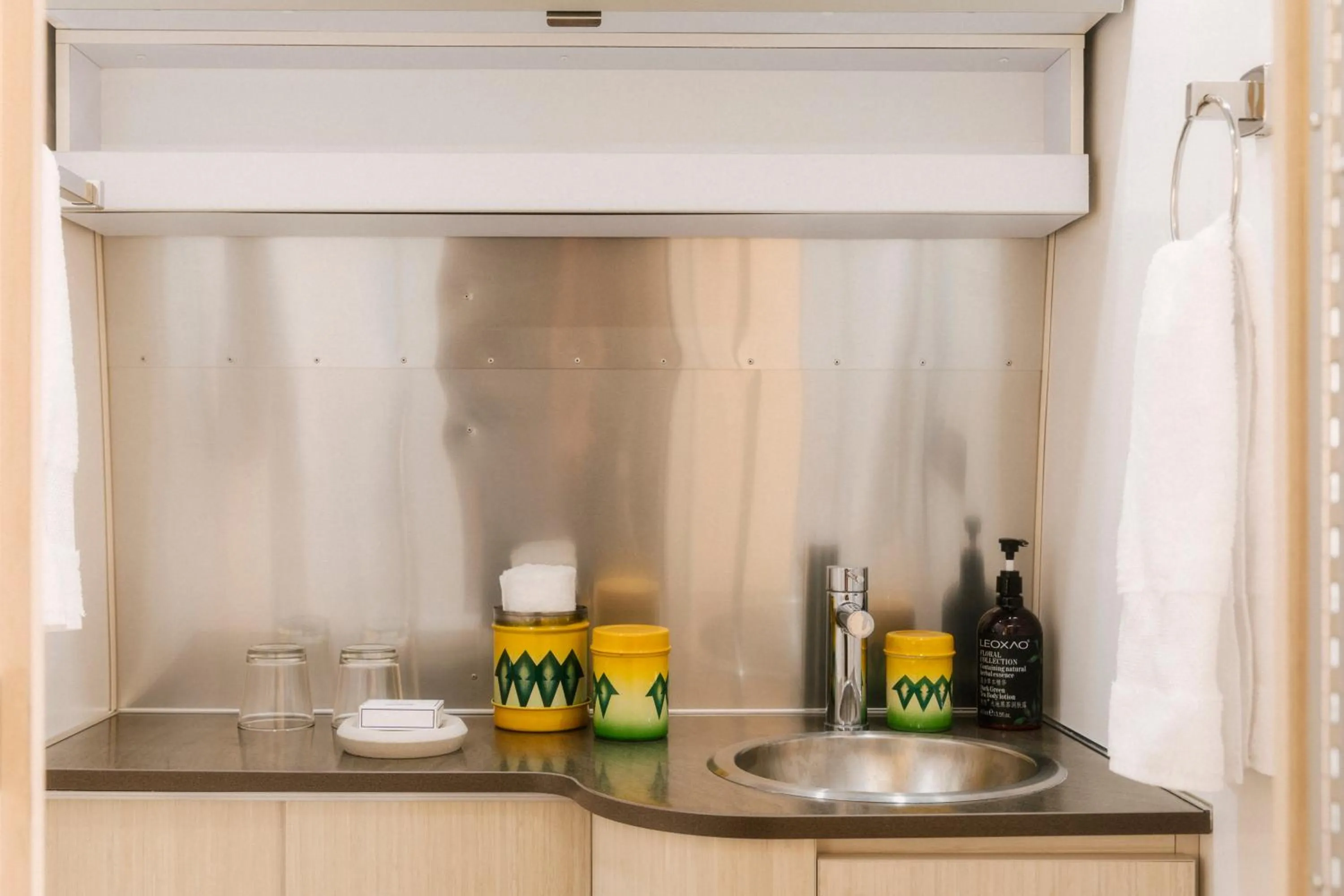 Bathroom in Caravan AlUla by Our Habitas