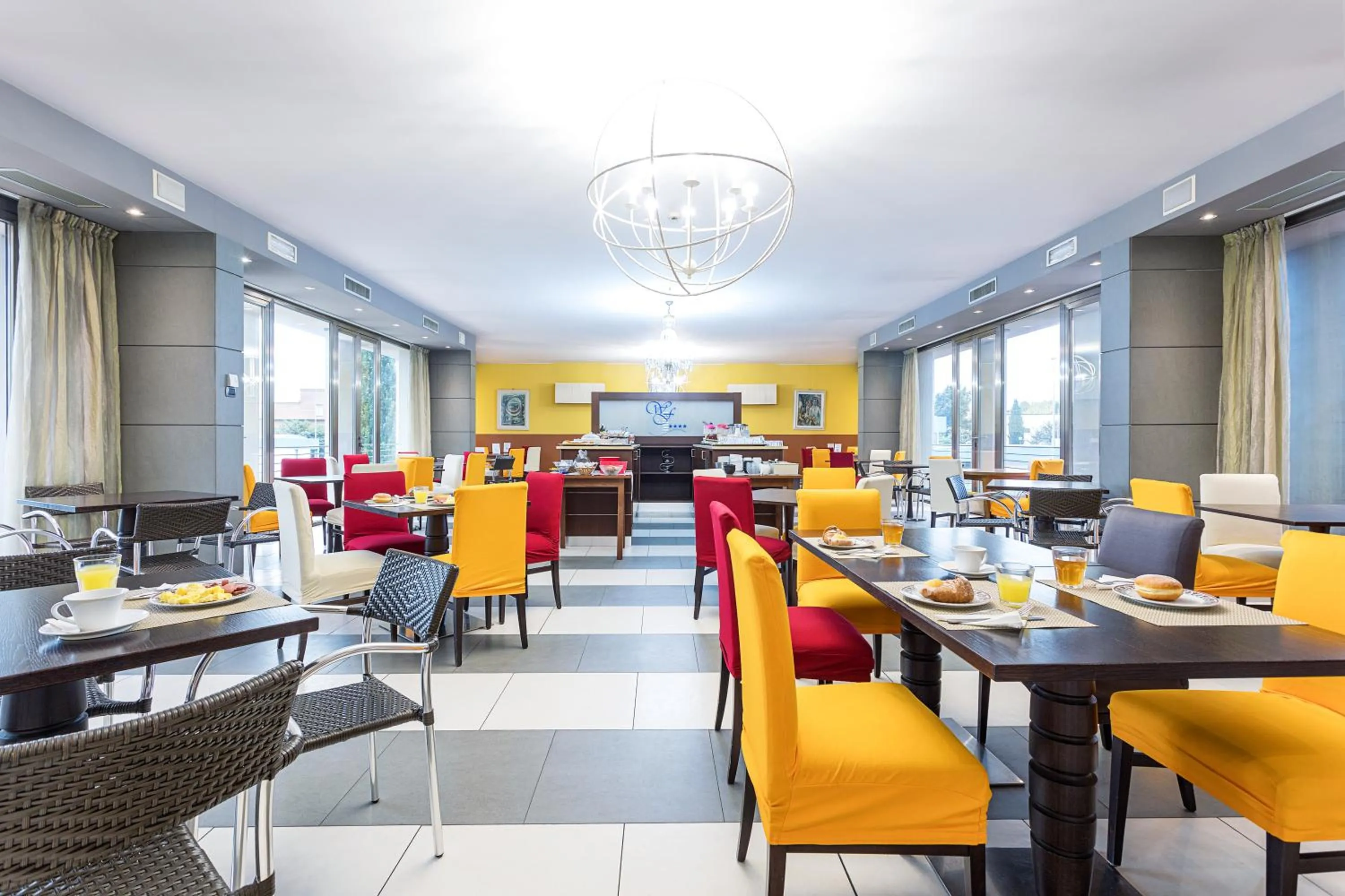 Breakfast in West Florence