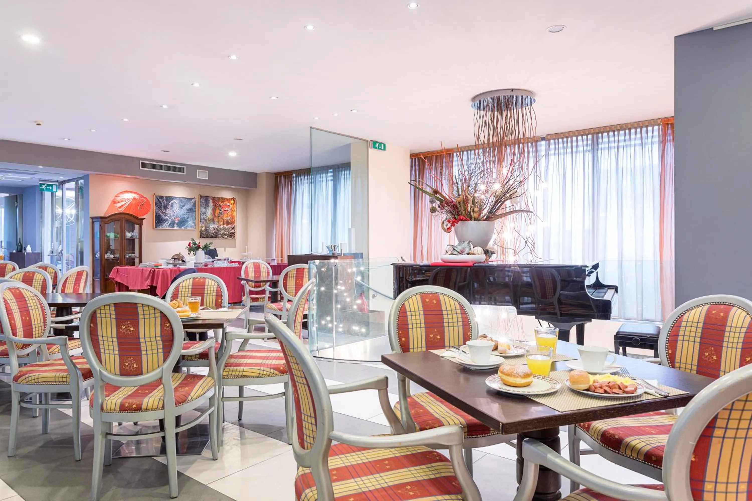 Breakfast in West Florence