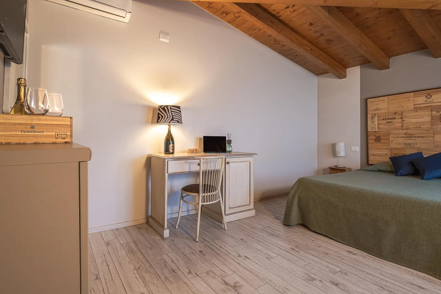 Photo of the whole room, Bed in Hotel Noce