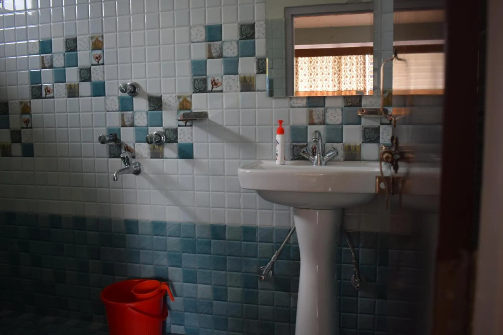 Toilet in Mandavya homestay