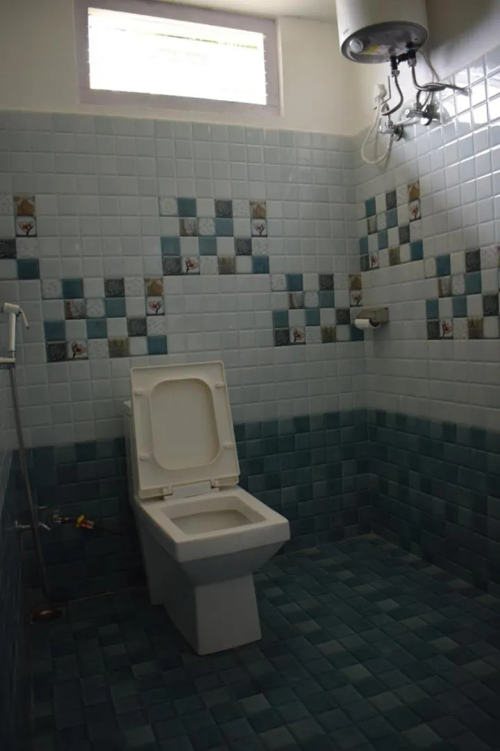 Toilet in Mandavya homestay