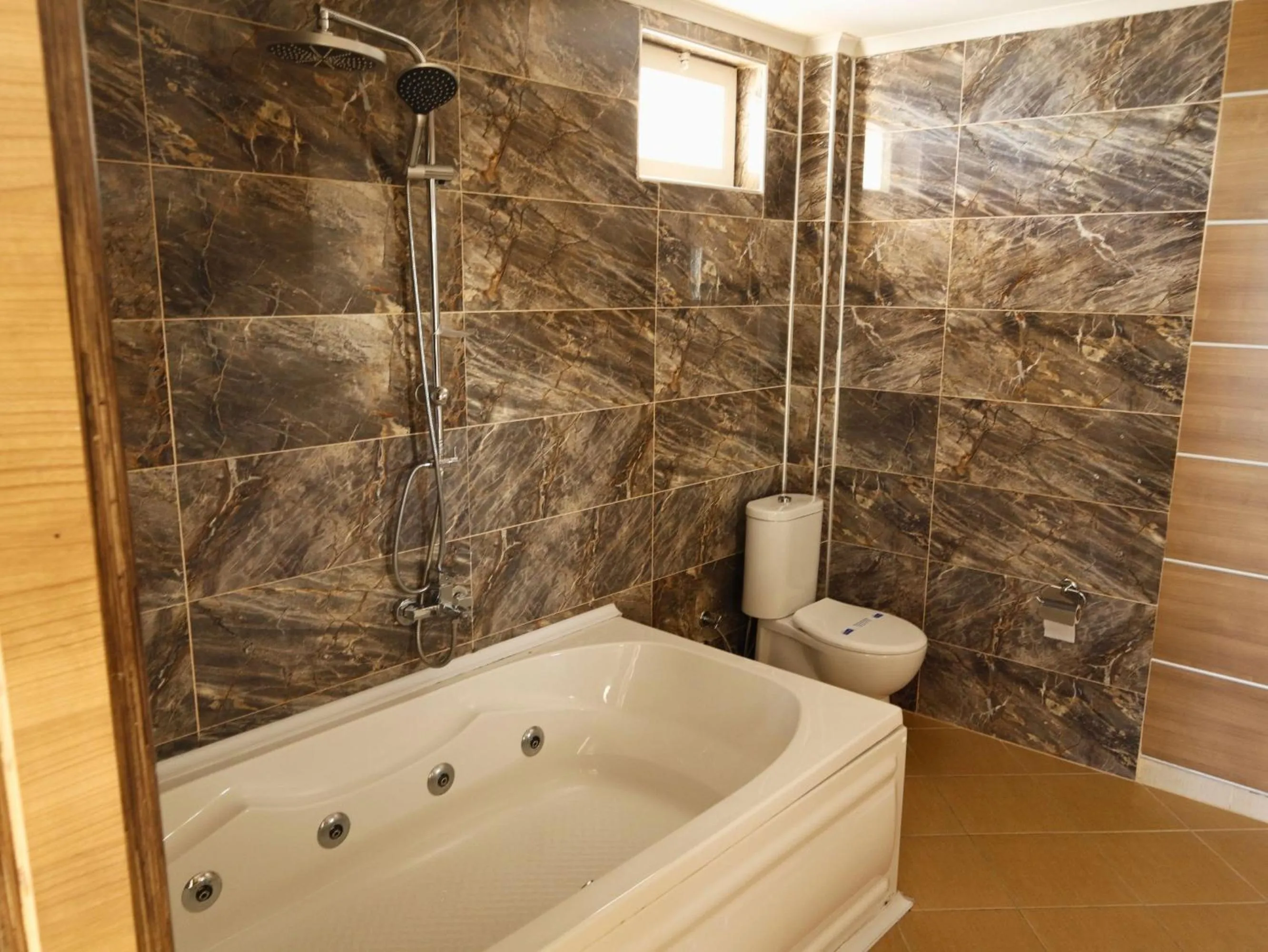 Shower in NEW HOTEL SAMSUN