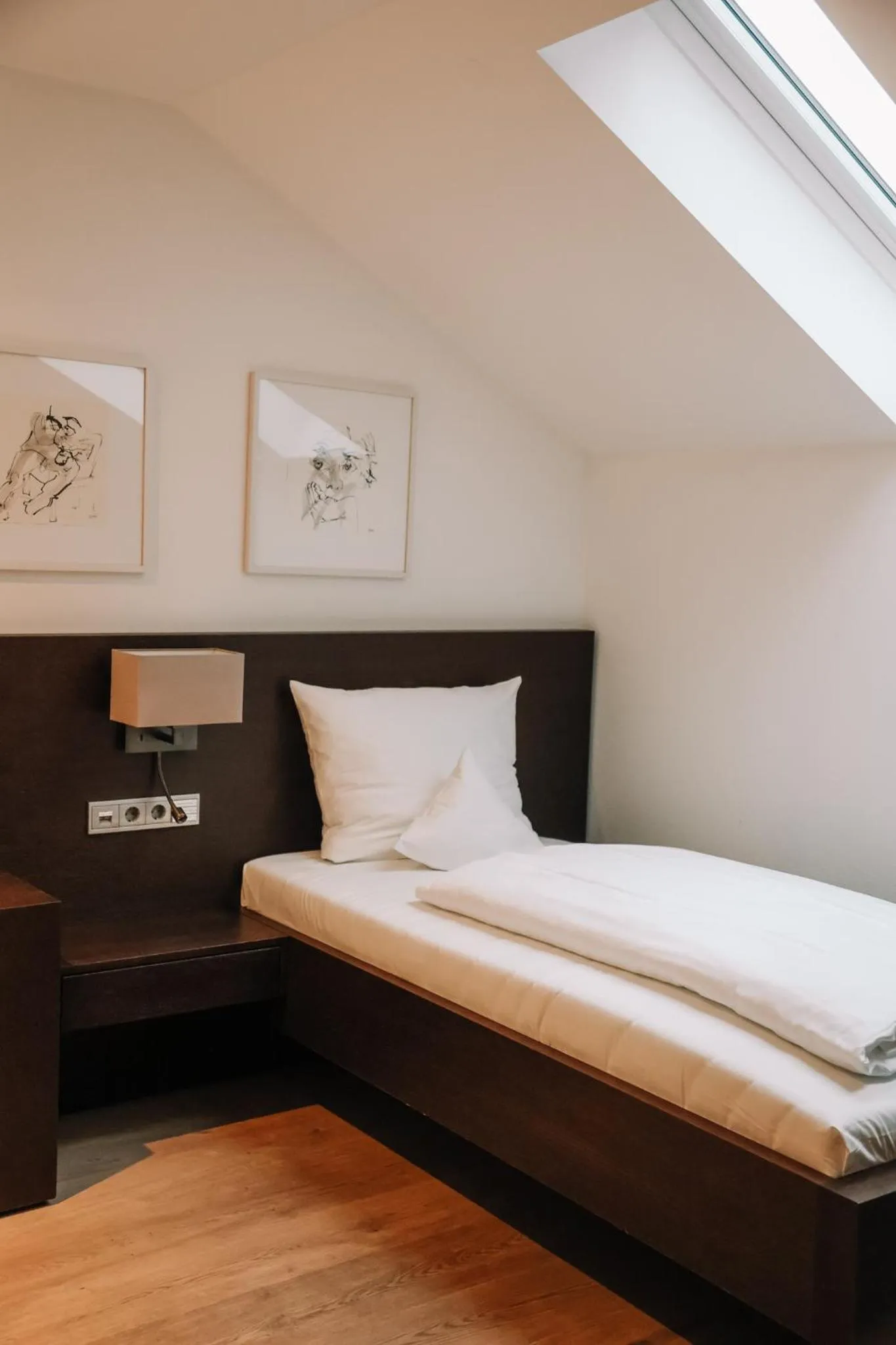 Bed in Hotel Hofwirt Neubeuern