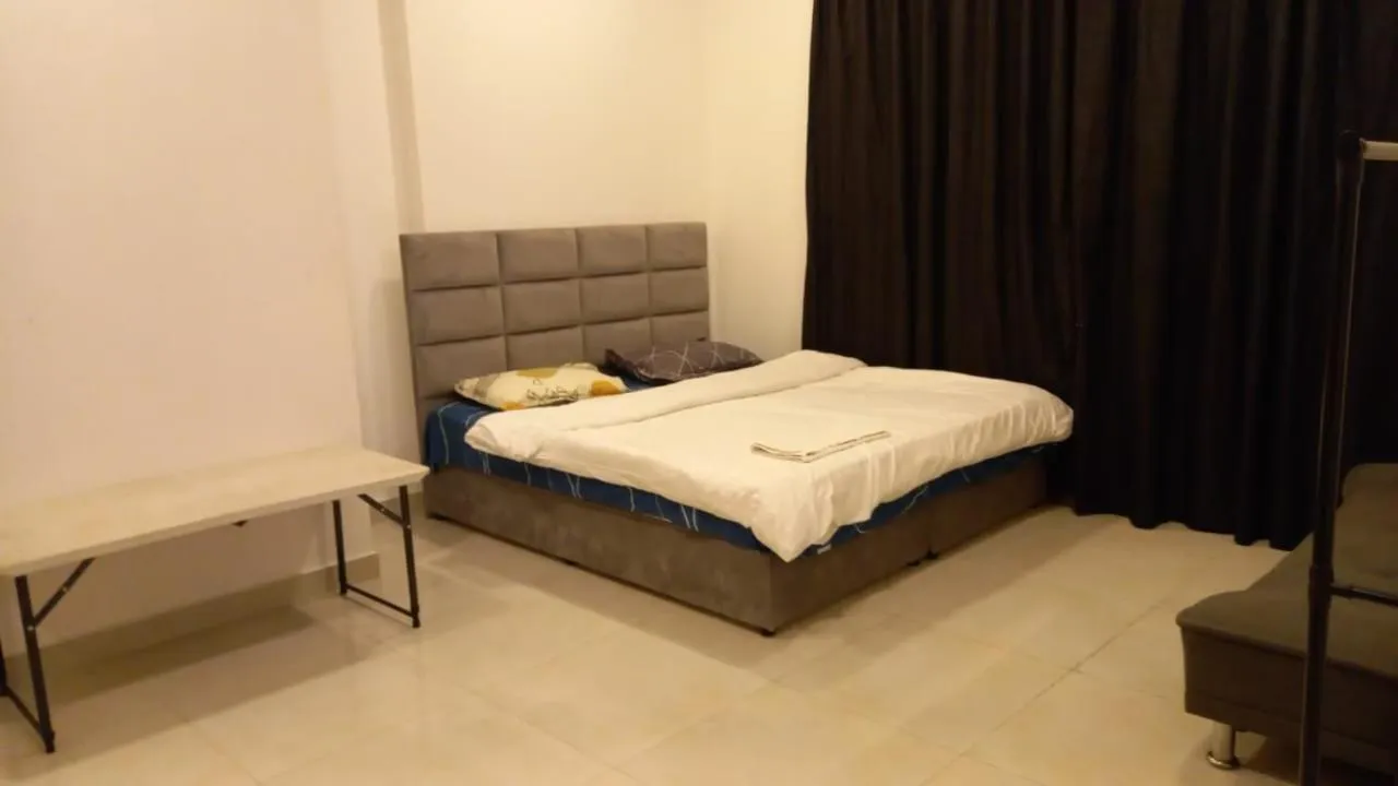 Bed in AL ALKEEM HEIGHTS