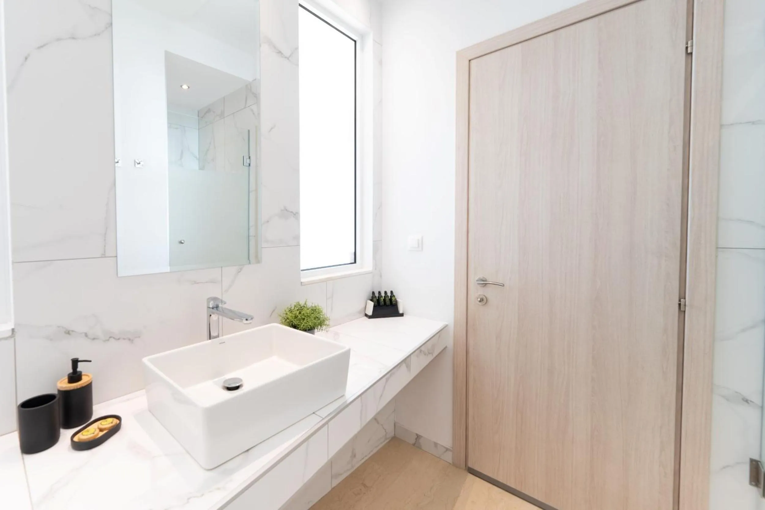 Bathroom in Sea & the City