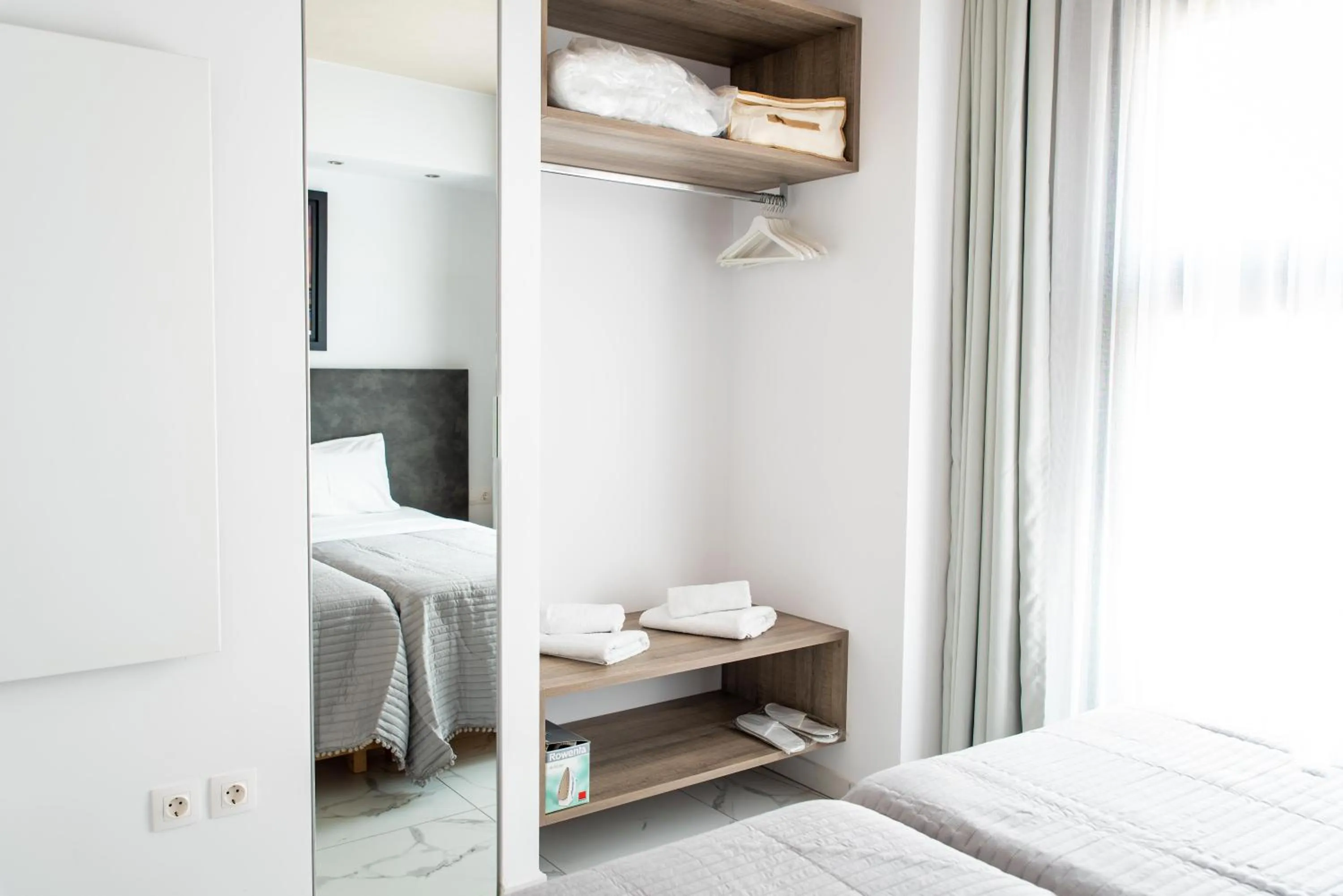 wardrobe, Bed in Sea & the City