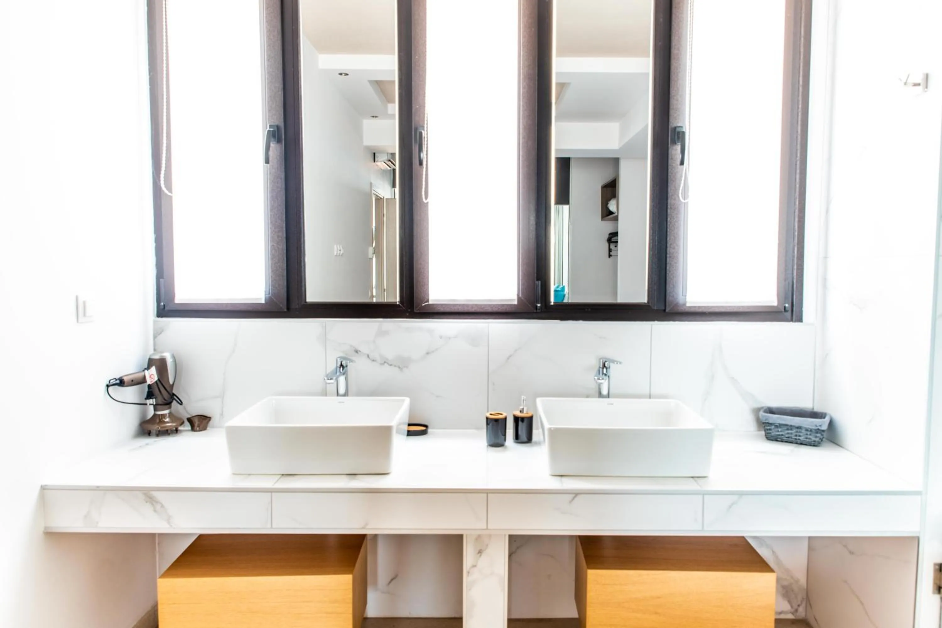 heating in Sea & the City