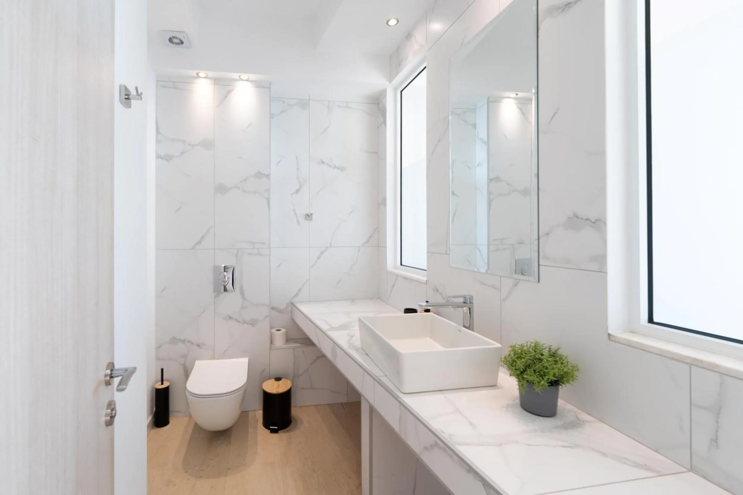 Bathroom in Sea & the City