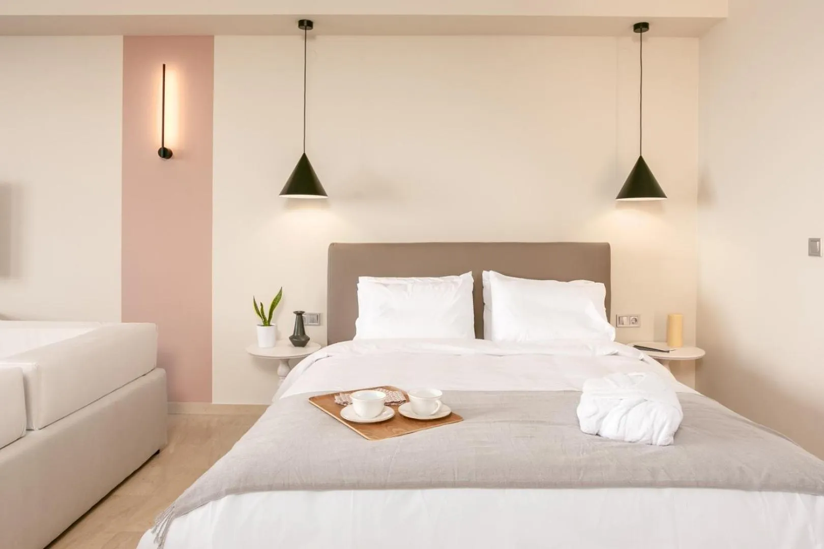 Bed in Sea & the City