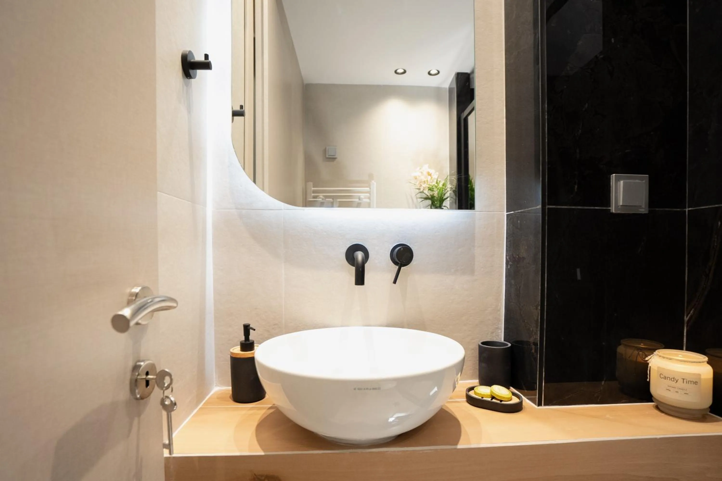 Bathroom in Sea & the City