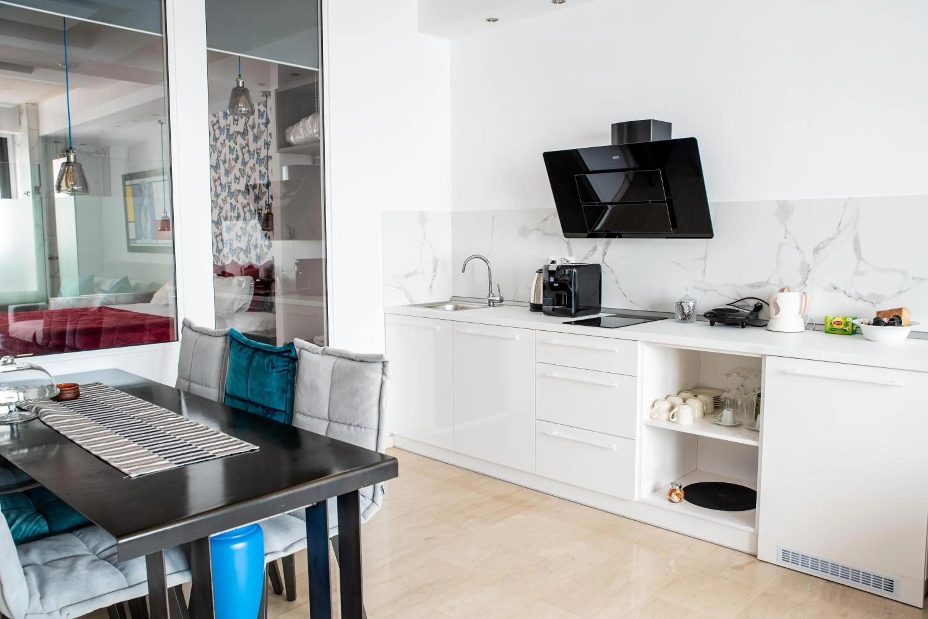 Kitchen or kitchenette in Sea & the City